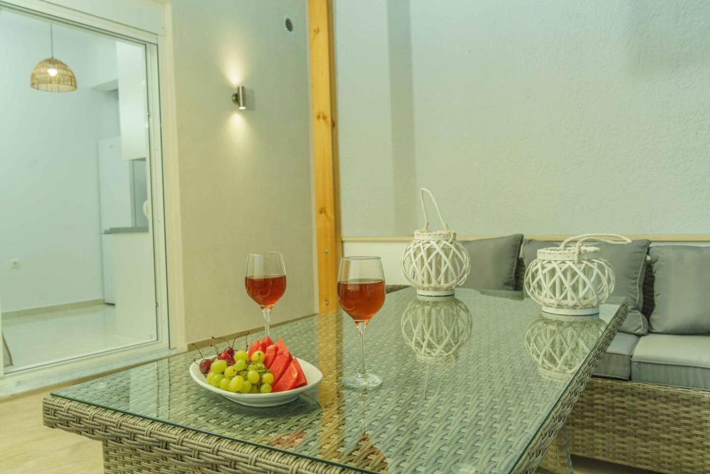 Cocoscape Seaside Suite, With Sea View * Kalamaki (Heraklion)