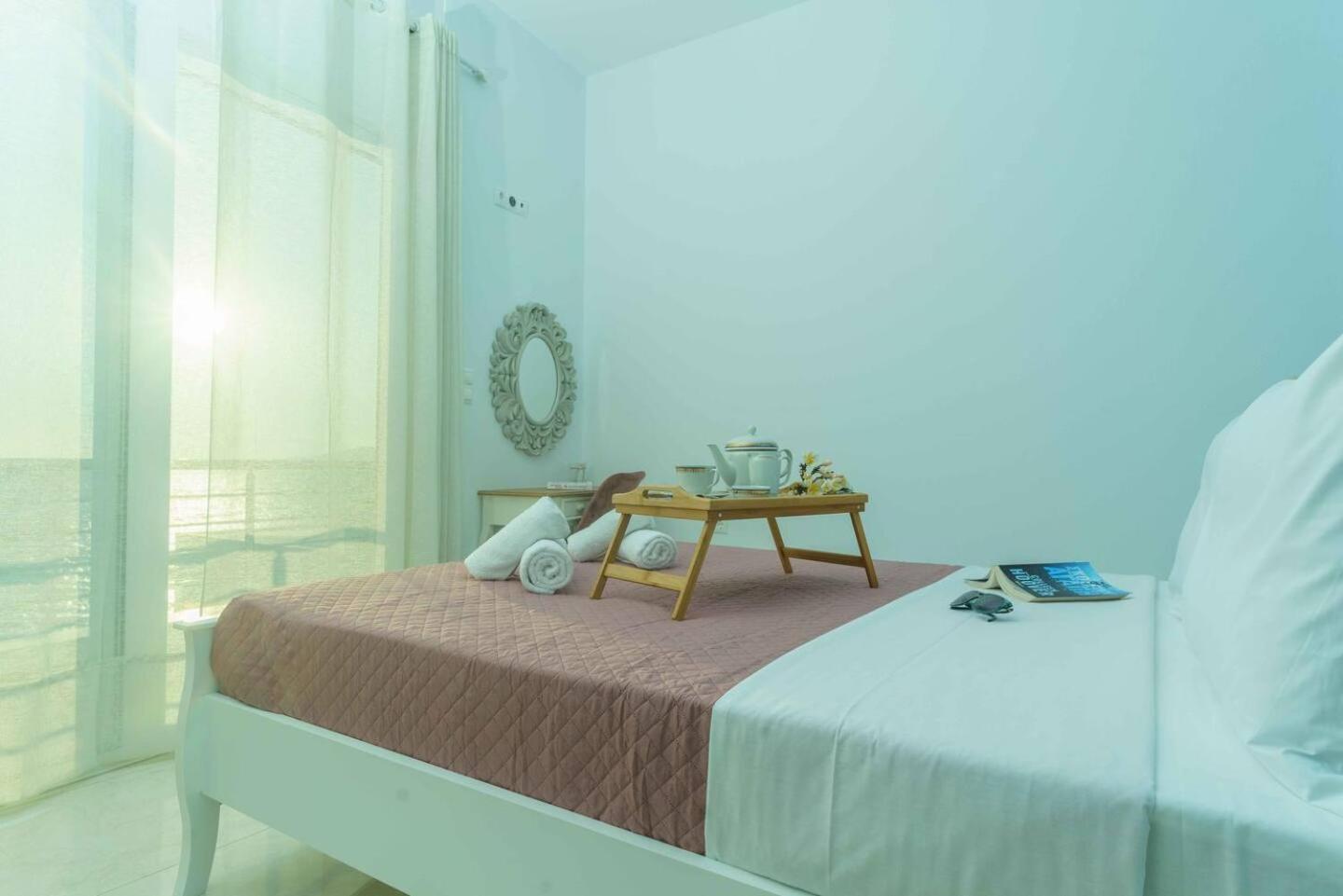 Cocoscape Seaside Suite, With Sea View Apartment *