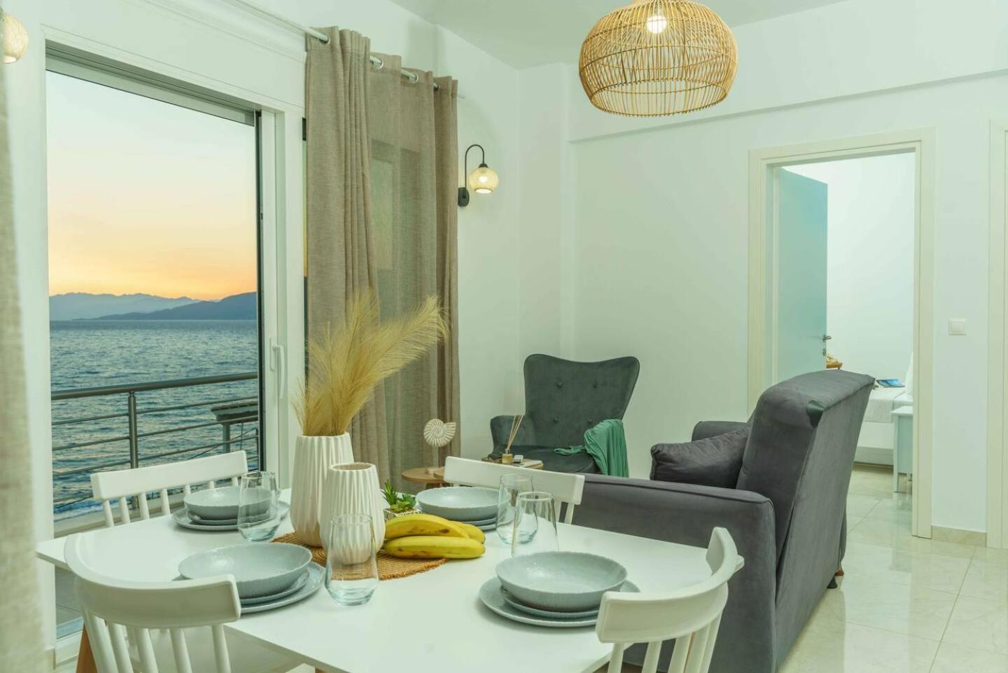 Cocoscape Seaside Suite, With Sea View Apartment *