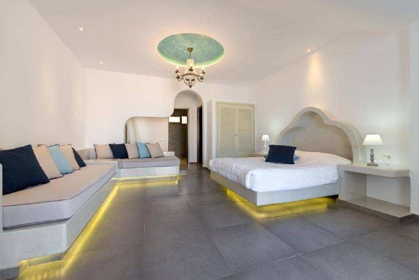Hotel Blue Arise