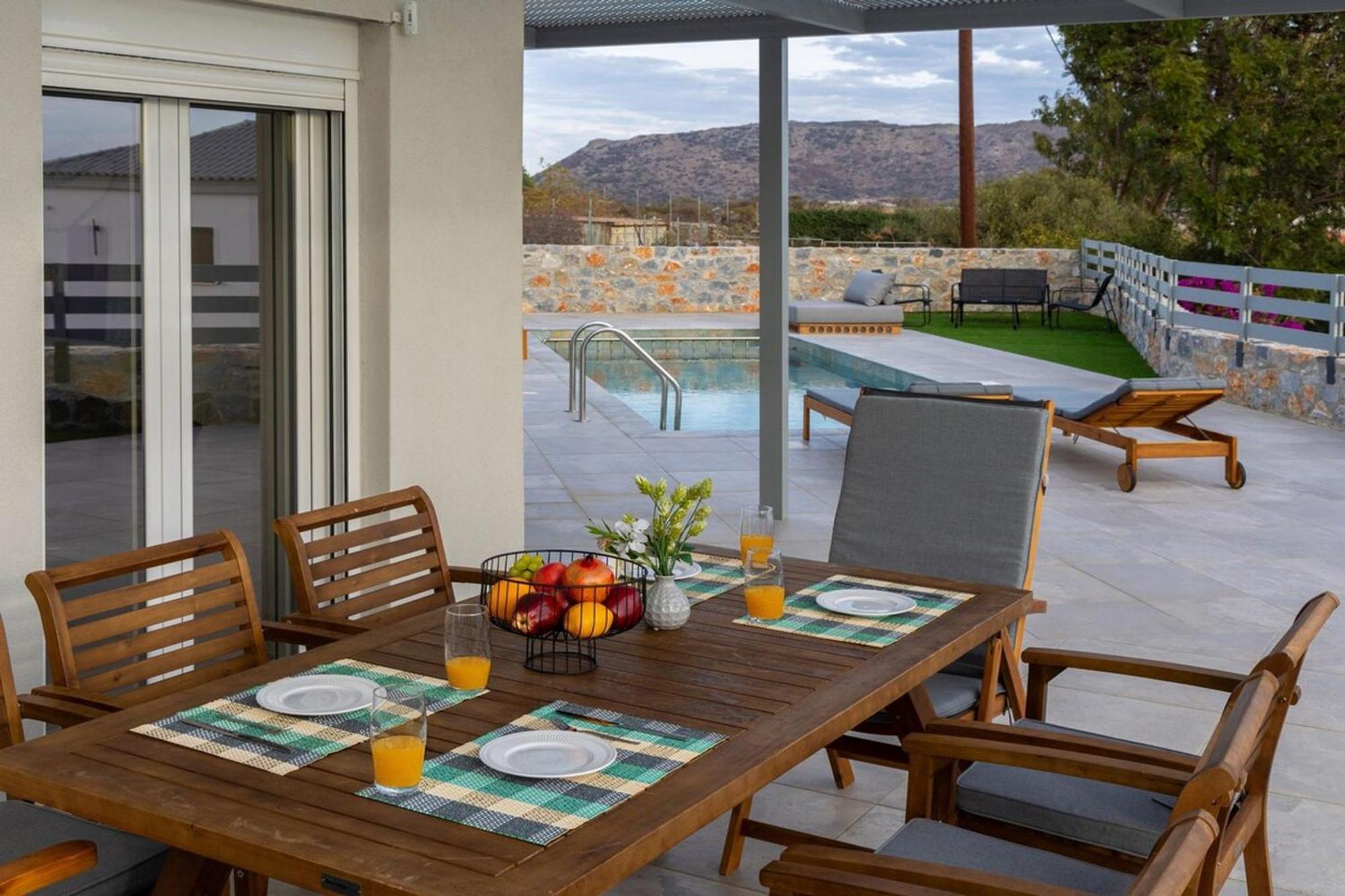 Villa Gianna's Panoramic Seaview Twin With Pool 2