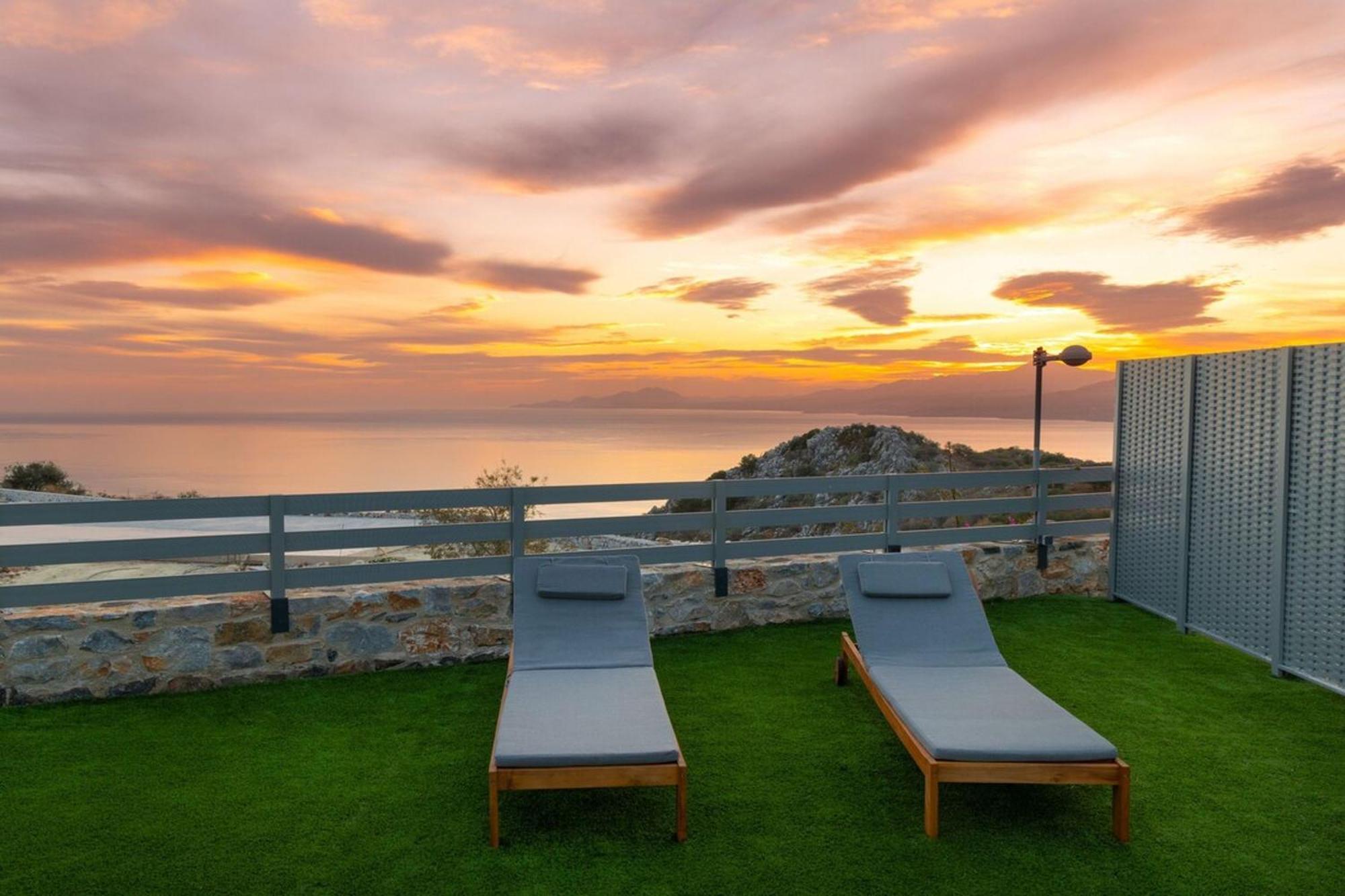 Villa Gianna's Panoramic Seaview Twin With Pool 2 *
