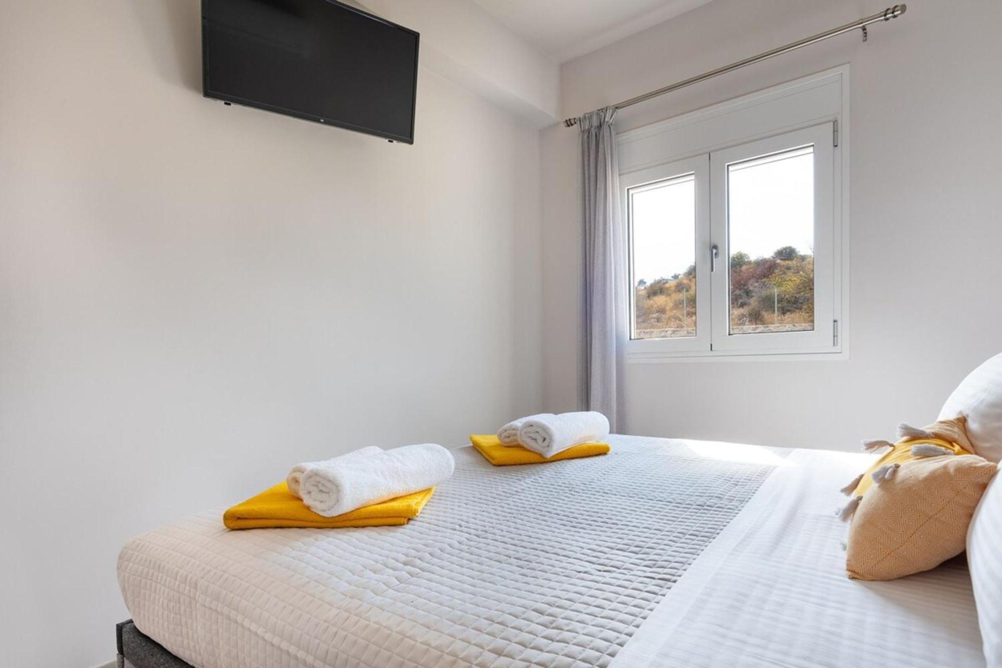 Villa Gianna's Panoramic Seaview Twin With Pool 2 Kefalas