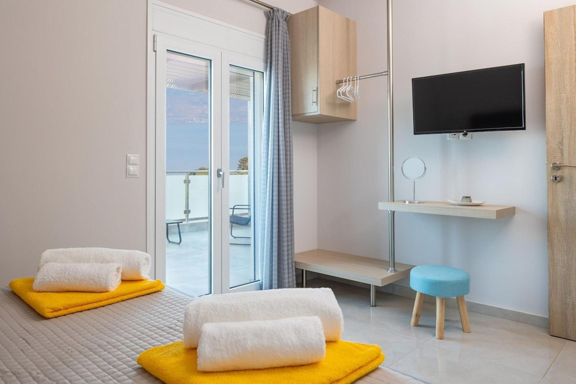 Gianna's Panoramic Seaview Twin With Pool 2 *
