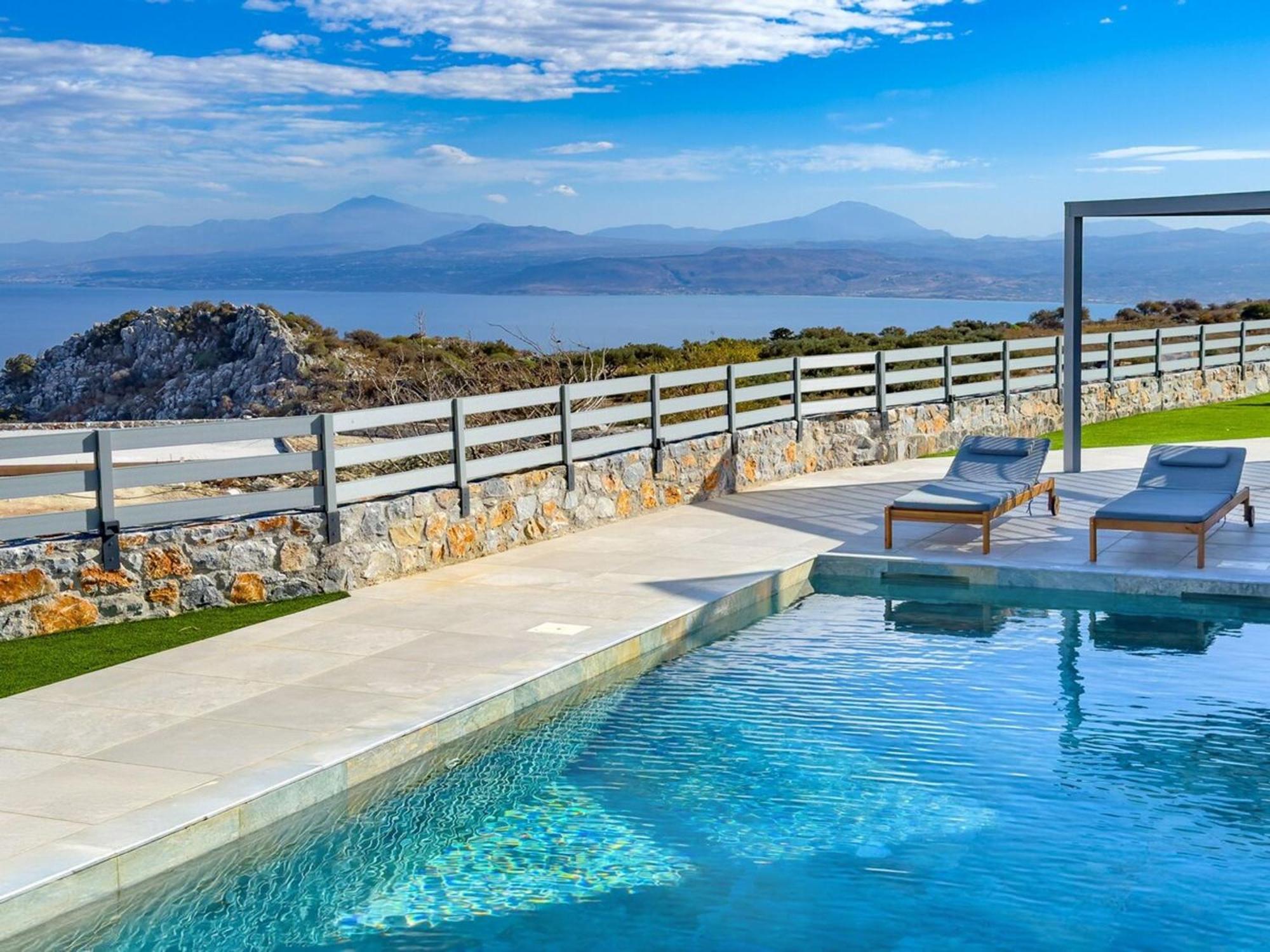 Gianna's Panoramic Seaview Twin With Pool 2
