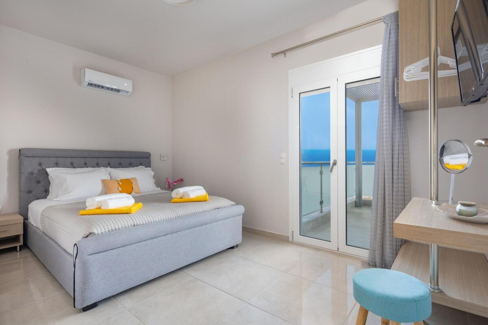 Gianna's Panoramic Seaview Twin With Private Pools Villa *