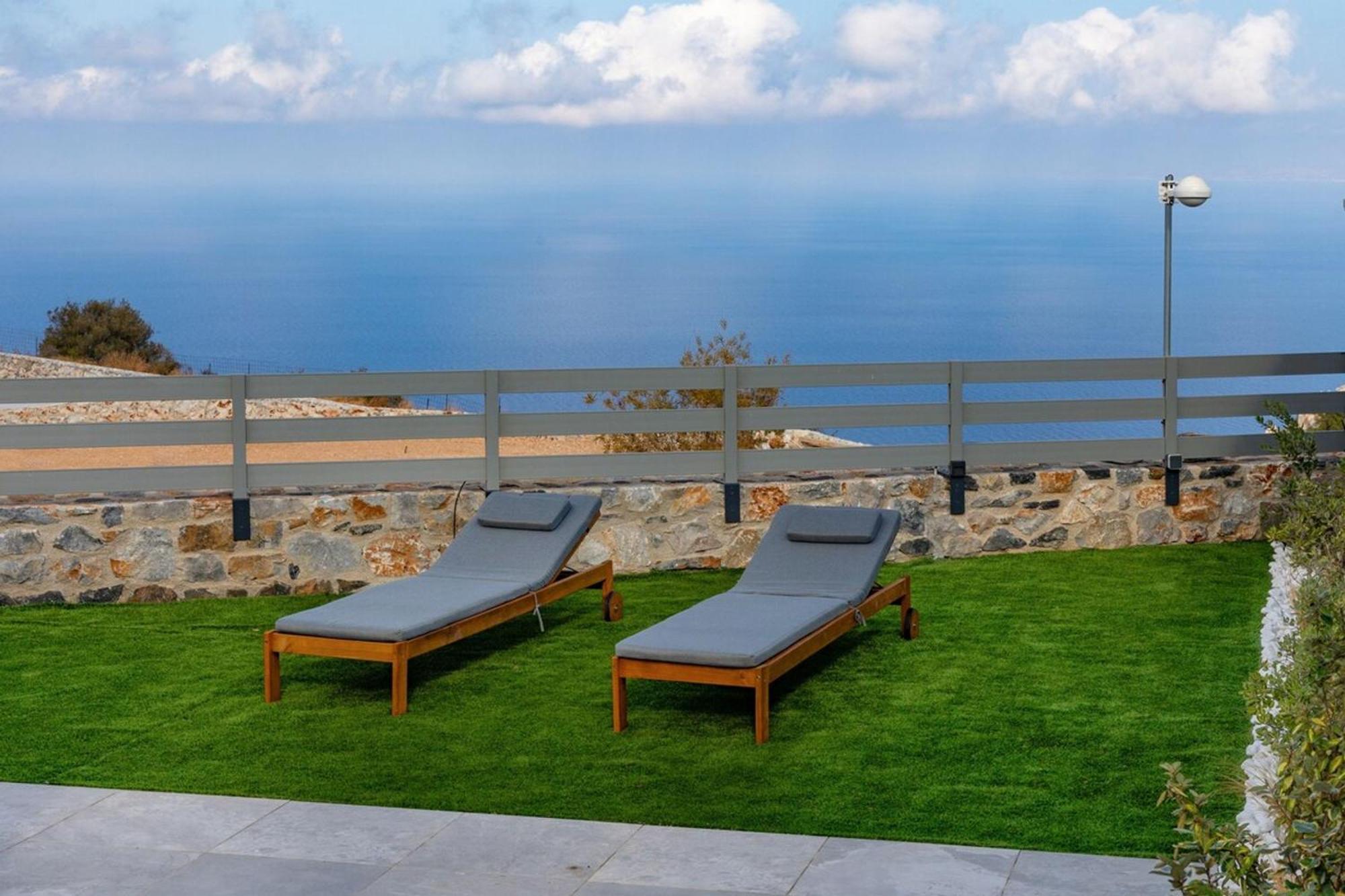 Gianna's Panoramic Seaview Twin With Private Pools Kefalas