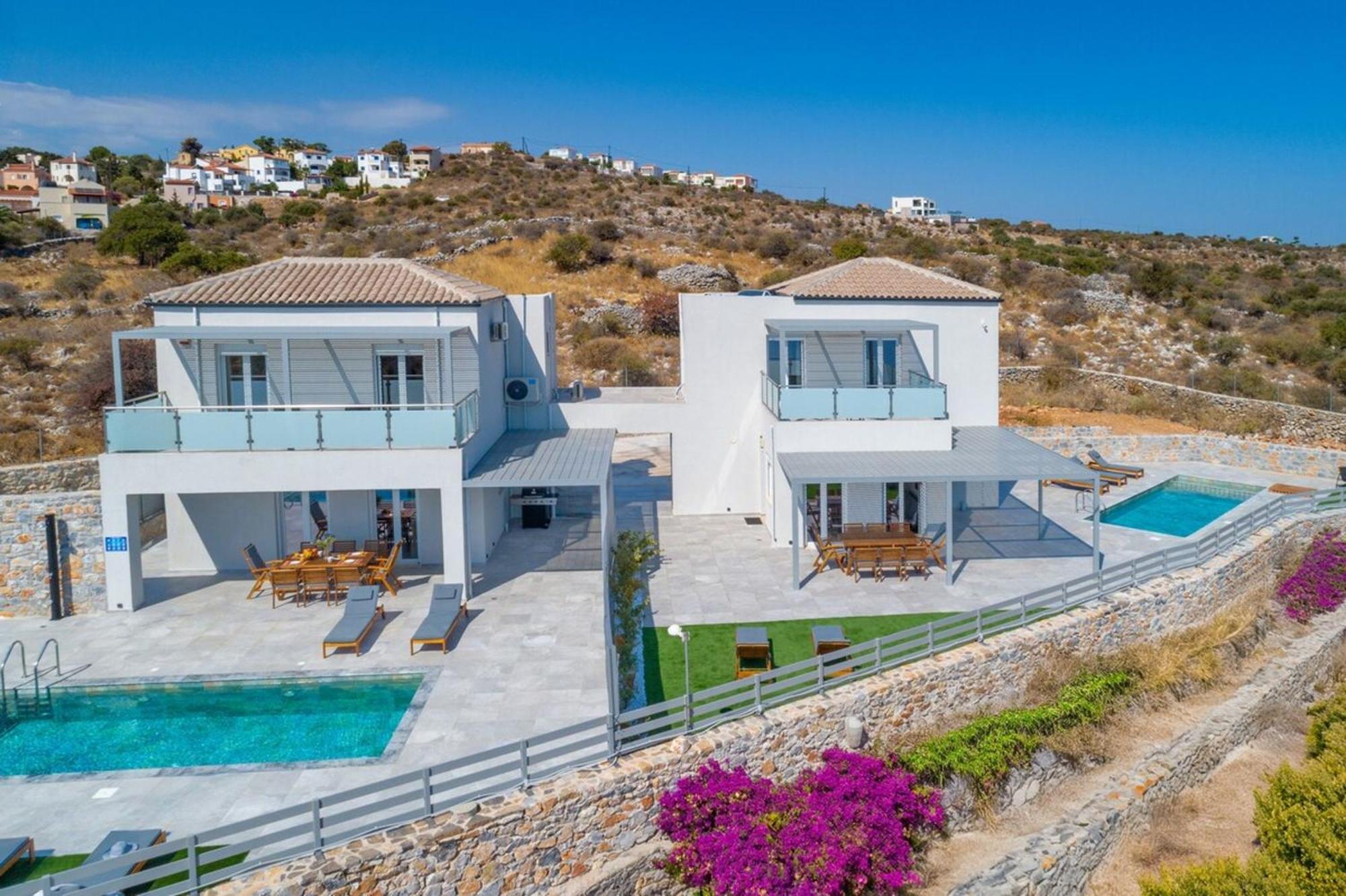 Villa Gianna's Panoramic Seaview Twin With Private Pools Kefalas