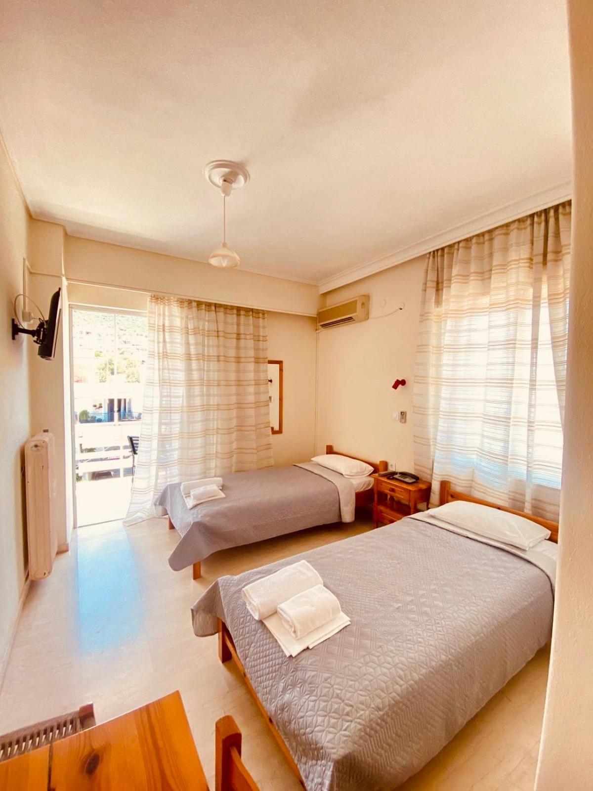 Alexiou Aparthotel