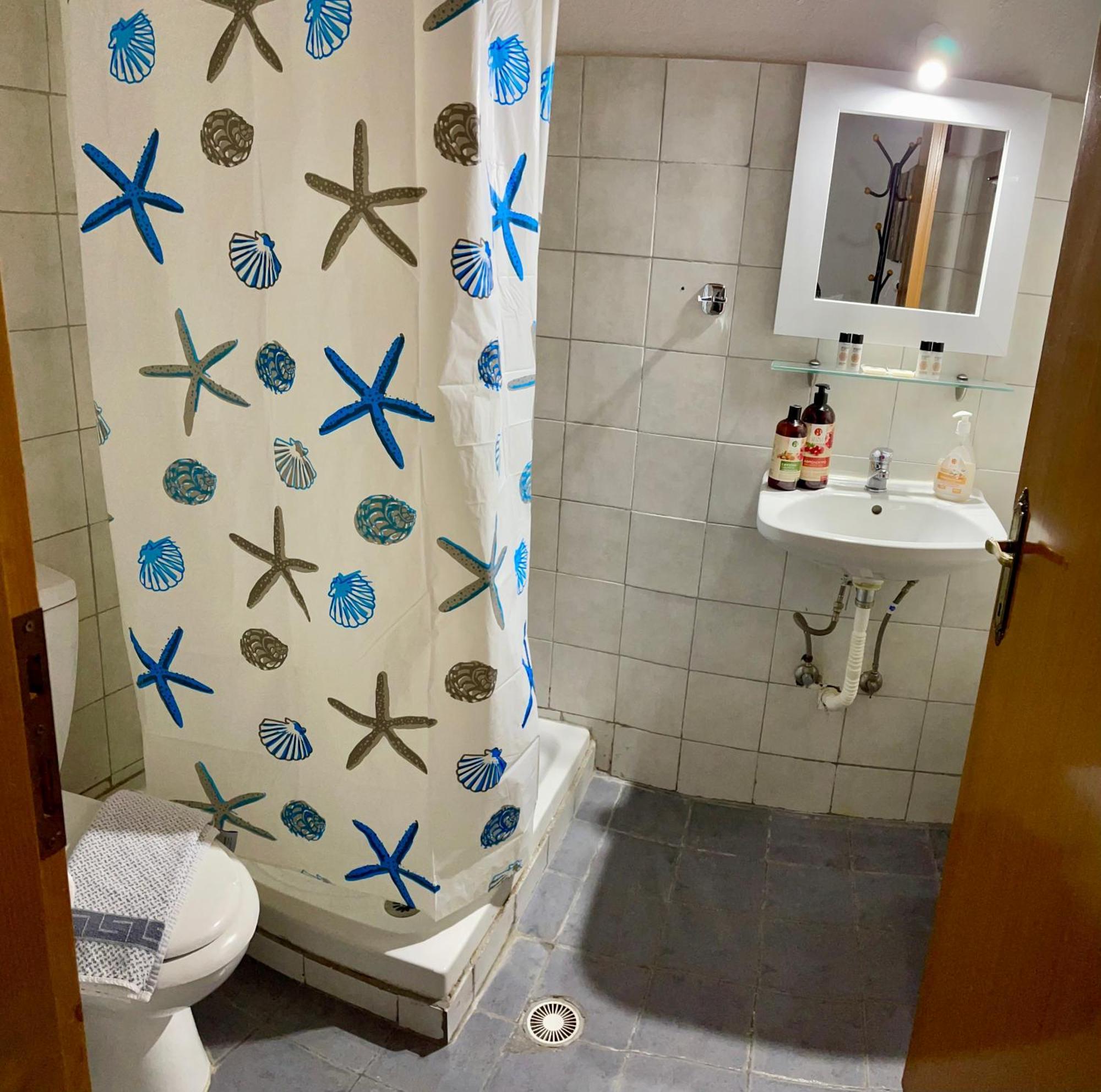 Tsoka Guest house *