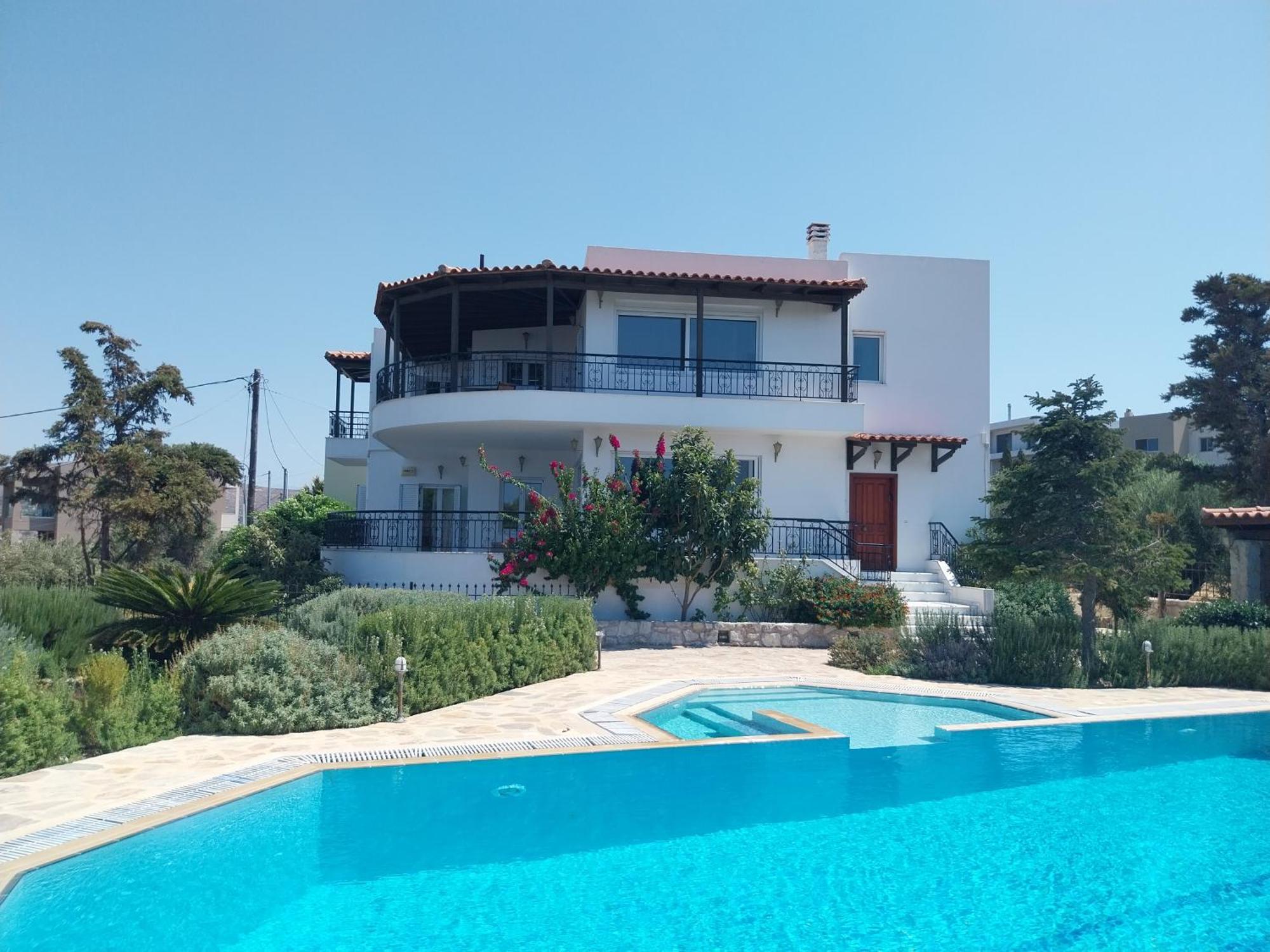 The Three Graces Villa Karteros