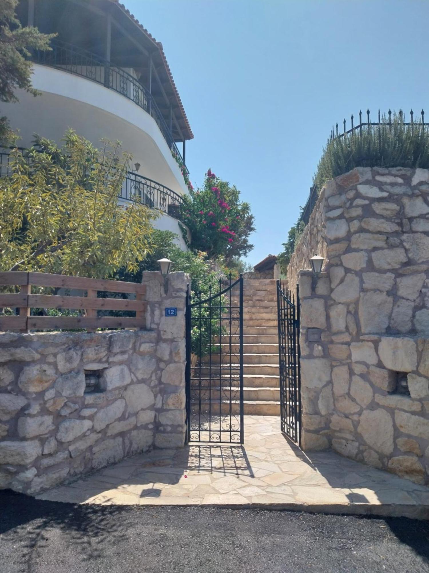 Villa The Three Graces