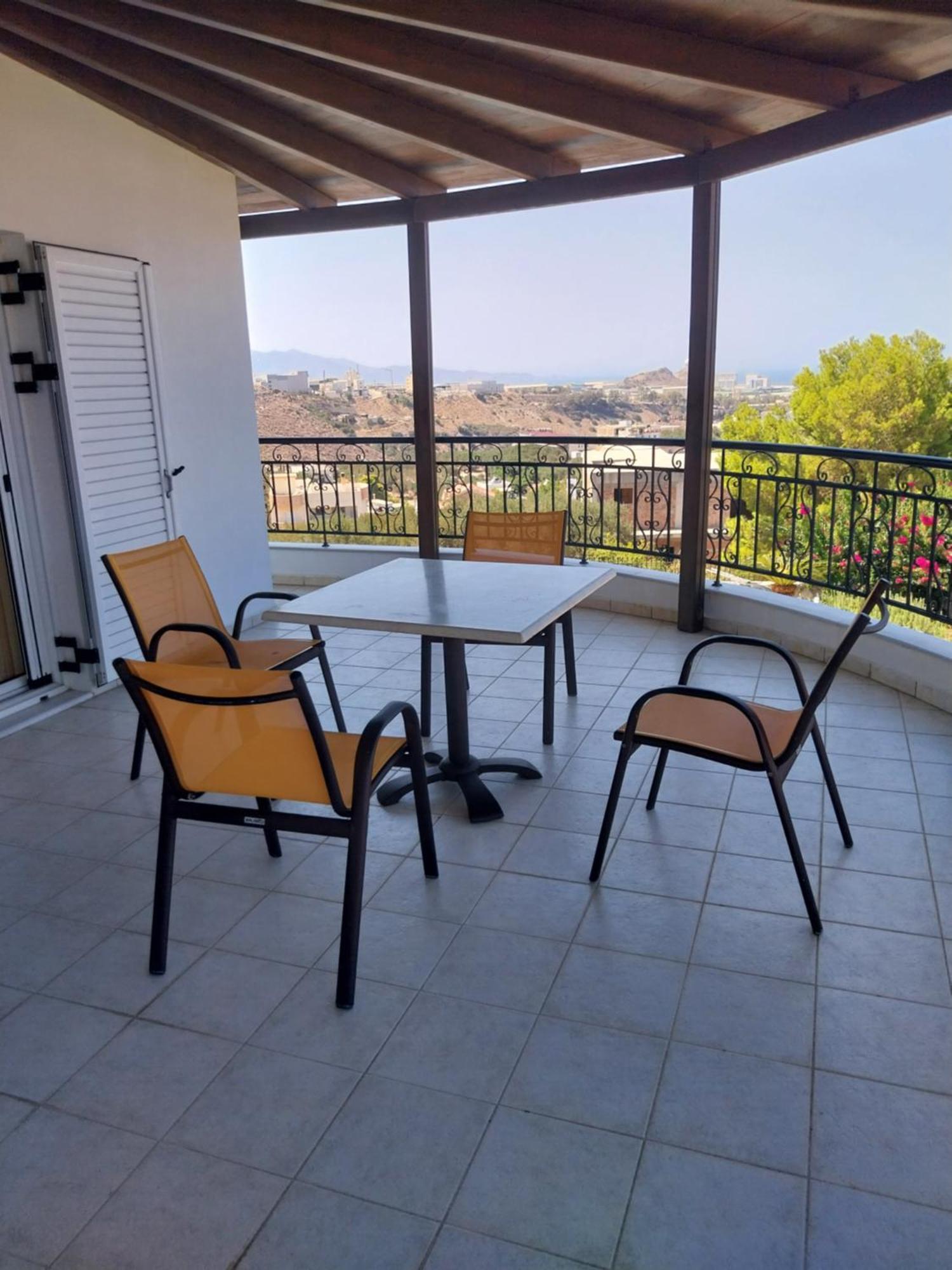 Villa The Three Graces Karteros