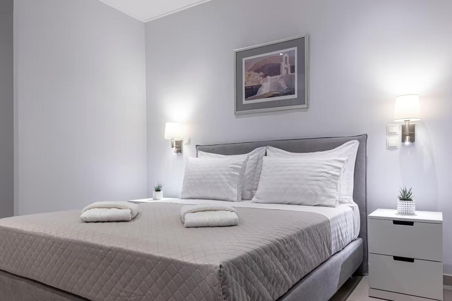 Central-opulent And Luxurious Suites-balcony & Views Acropolis Hills Apartment *