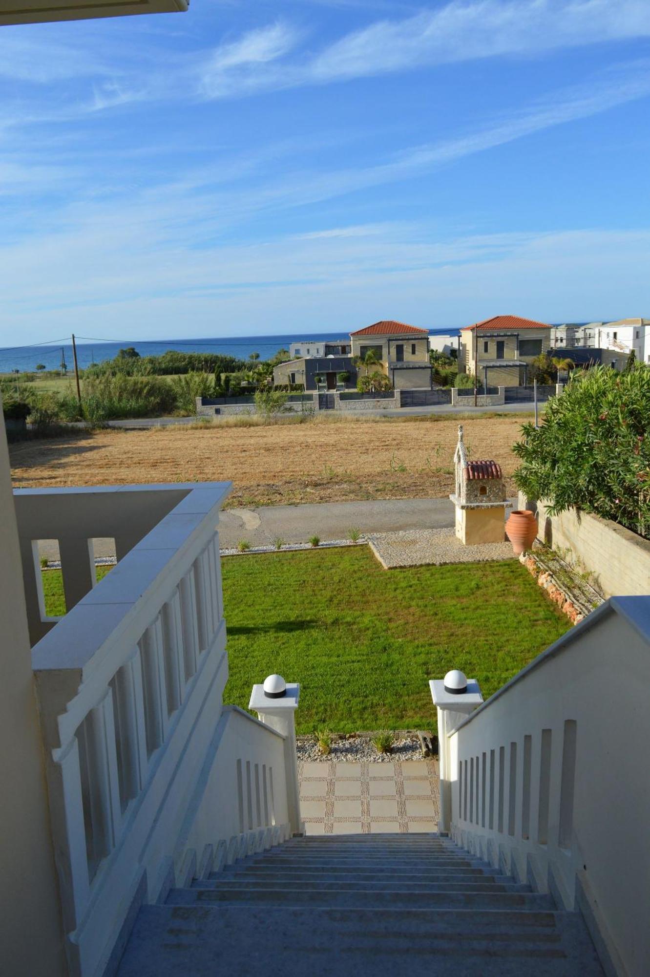 Maleme Ocean Front Serenity Apartment