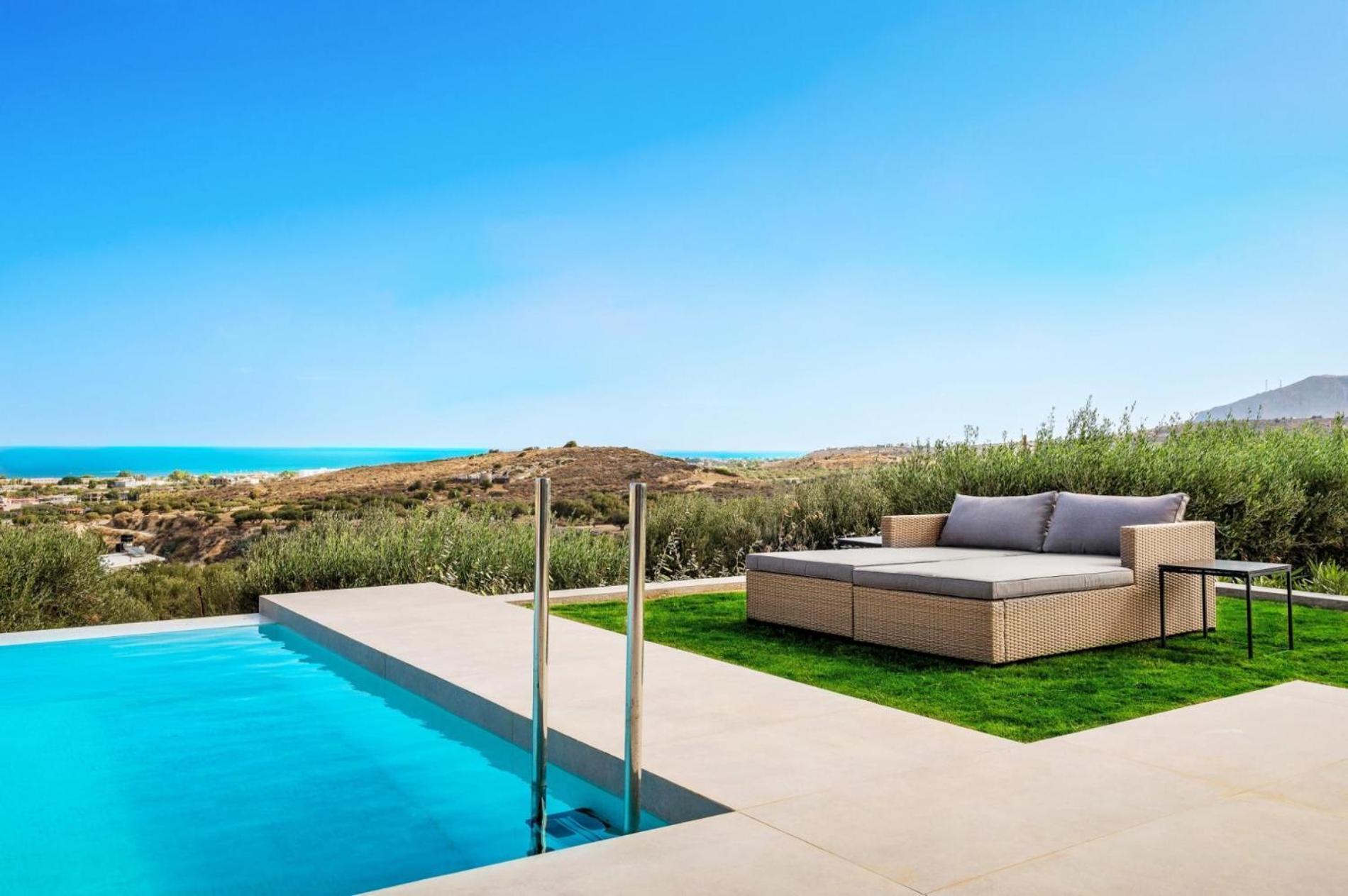 Villa Kamelia With Pool *