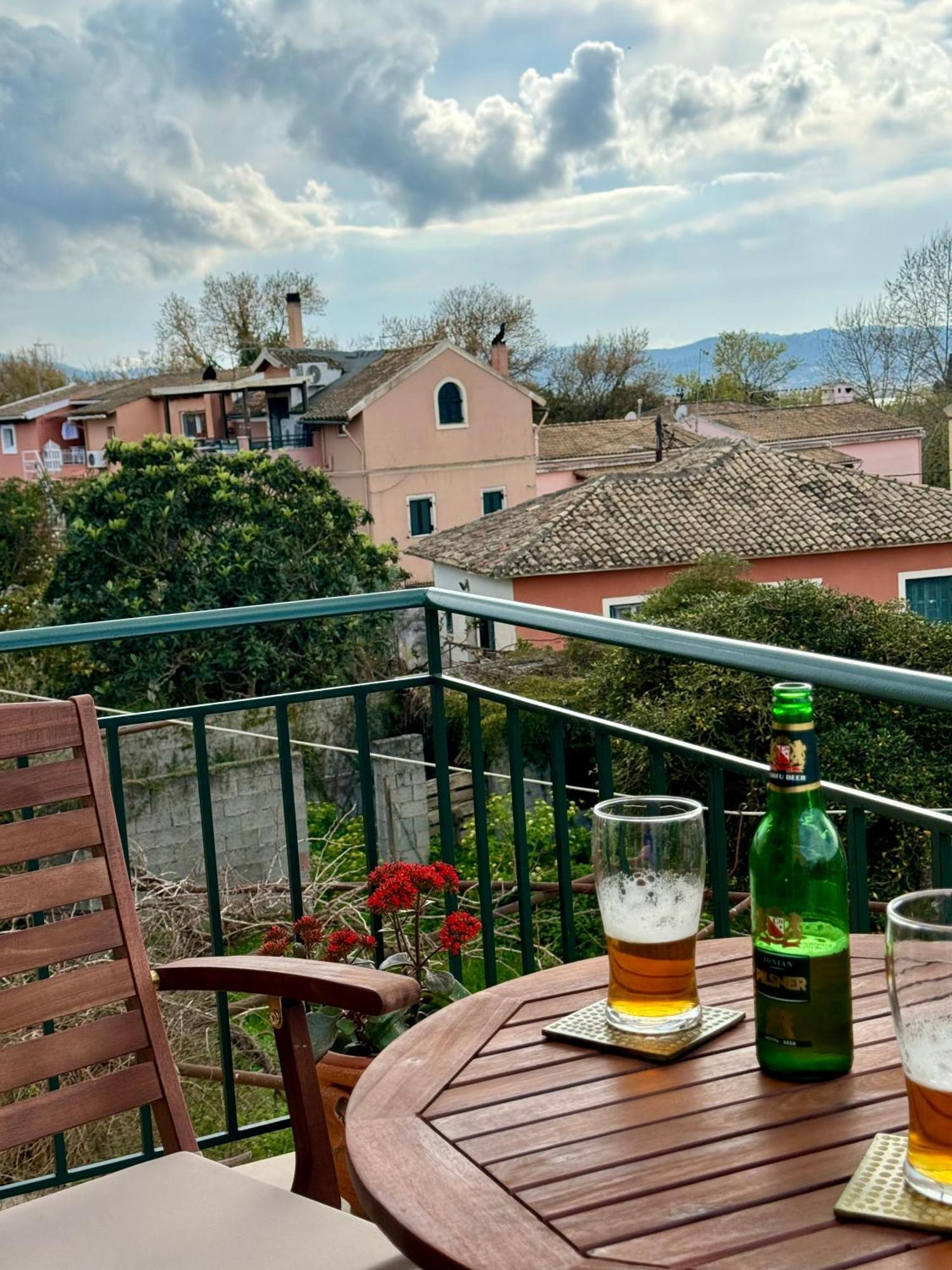 Aparthotel Apidalos