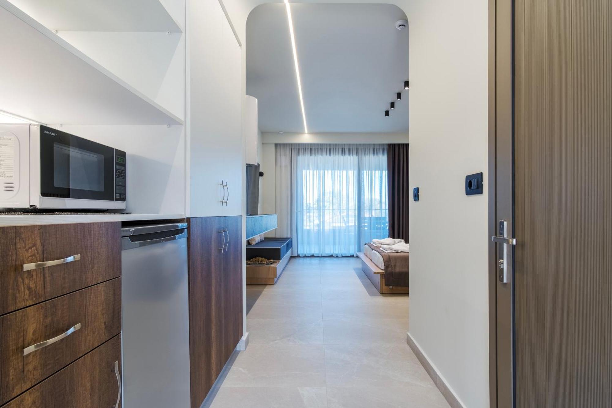 Aura Luxury - Seaside Getaways Olympiada