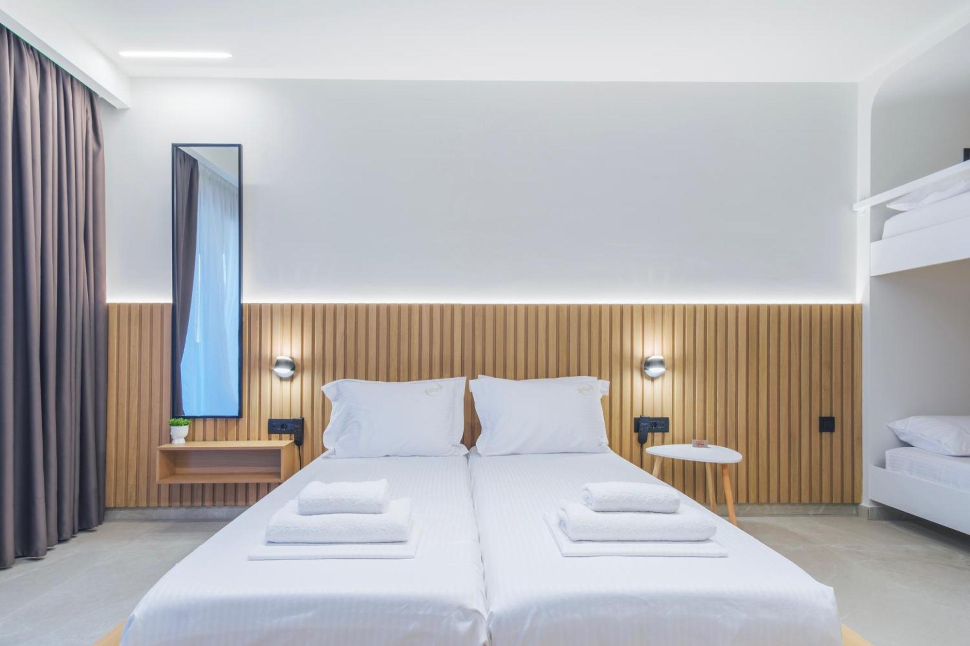 Aura Luxury - Seaside Getaways Olympiada