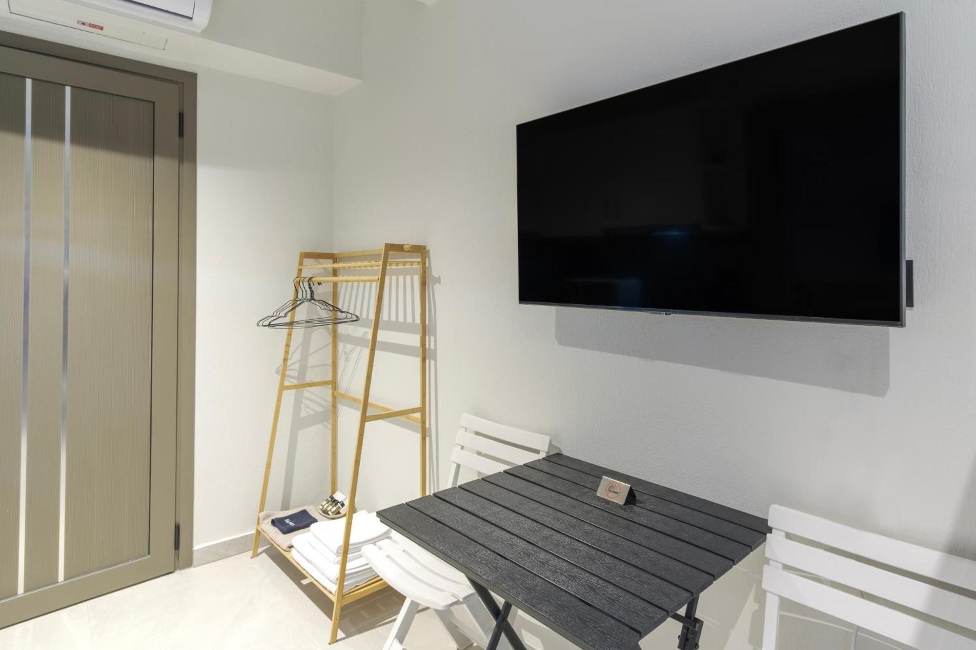 Aura Luxury - Seaside Getaways Aparthotel