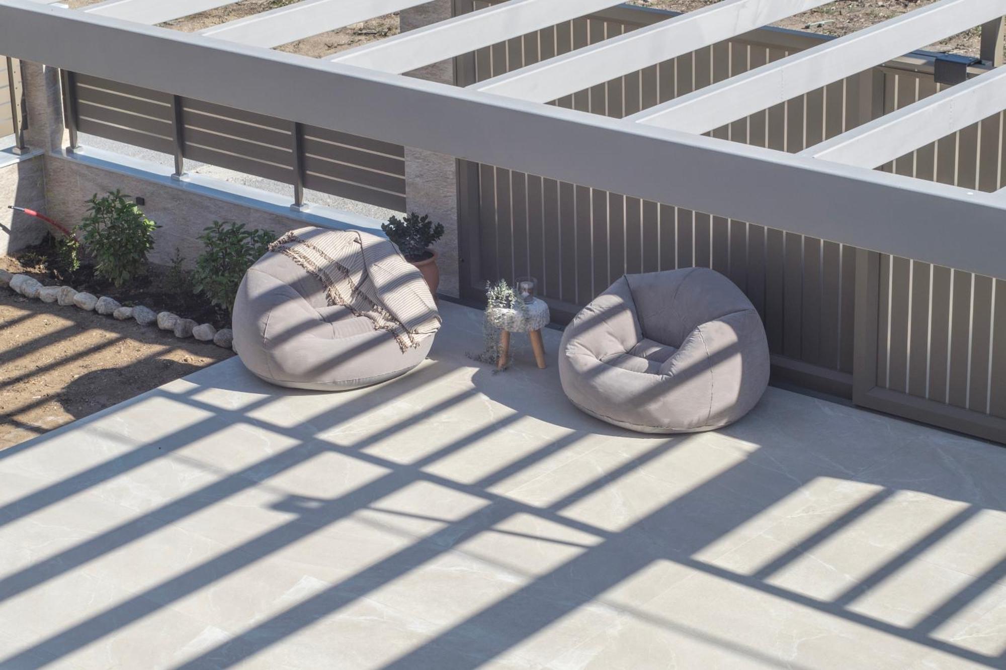 Aura Luxury - Seaside Getaways Aparthotel *