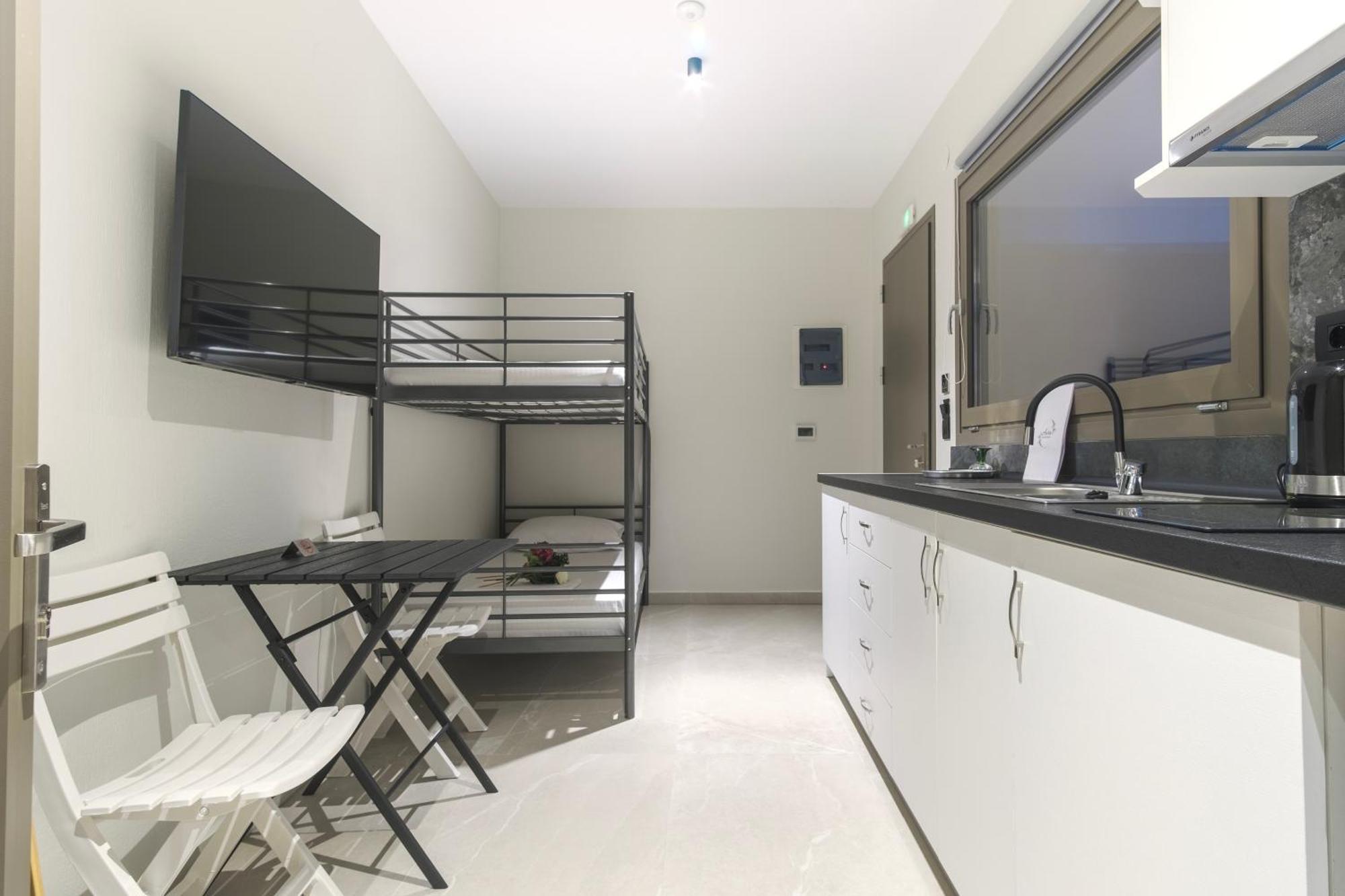 Aura Luxury - Seaside Getaways *