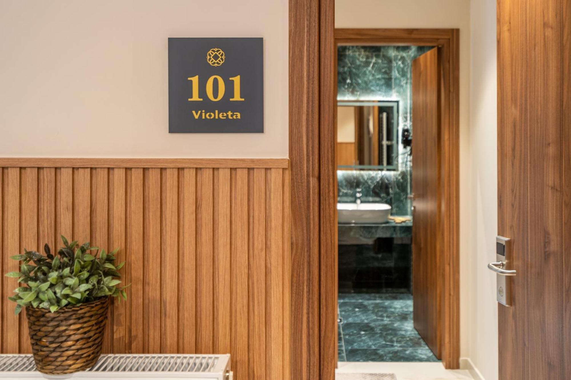 Floara Di Munte Forest Luxury Aparthotel *