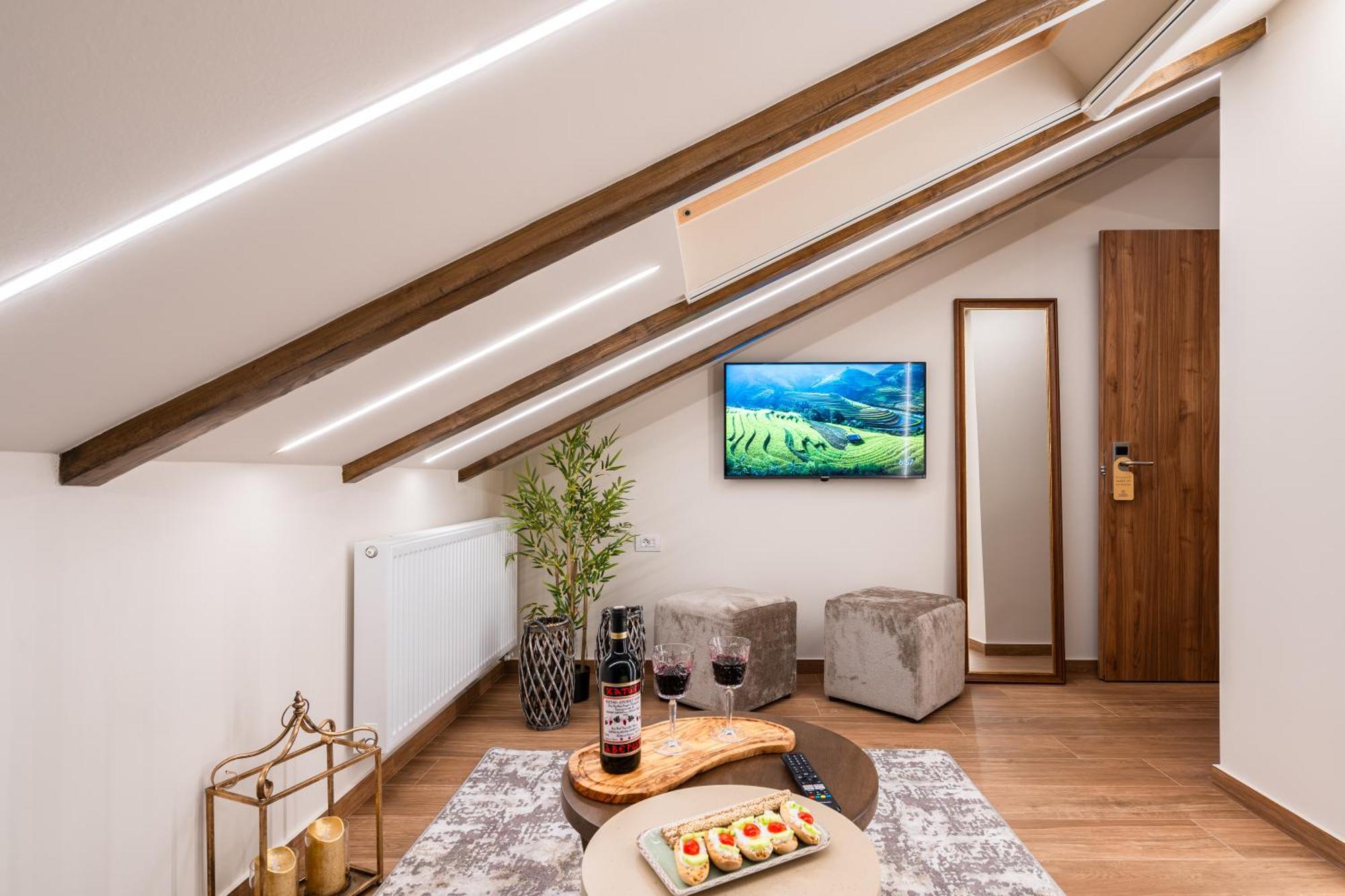 Aparthotel Floara Di Munte Forest Luxury *