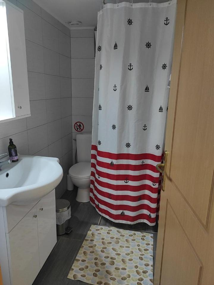 Kleio Apartment *