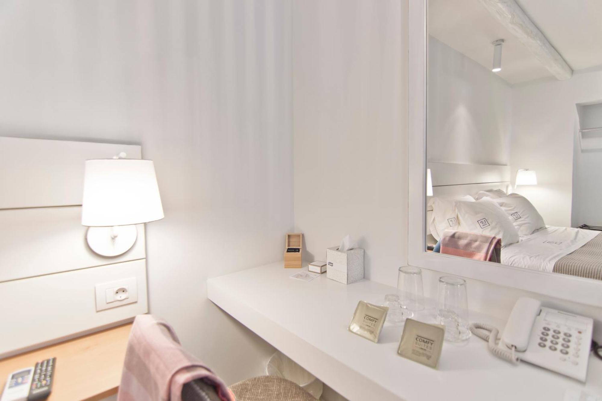 Lindos Comfy Suites 4*