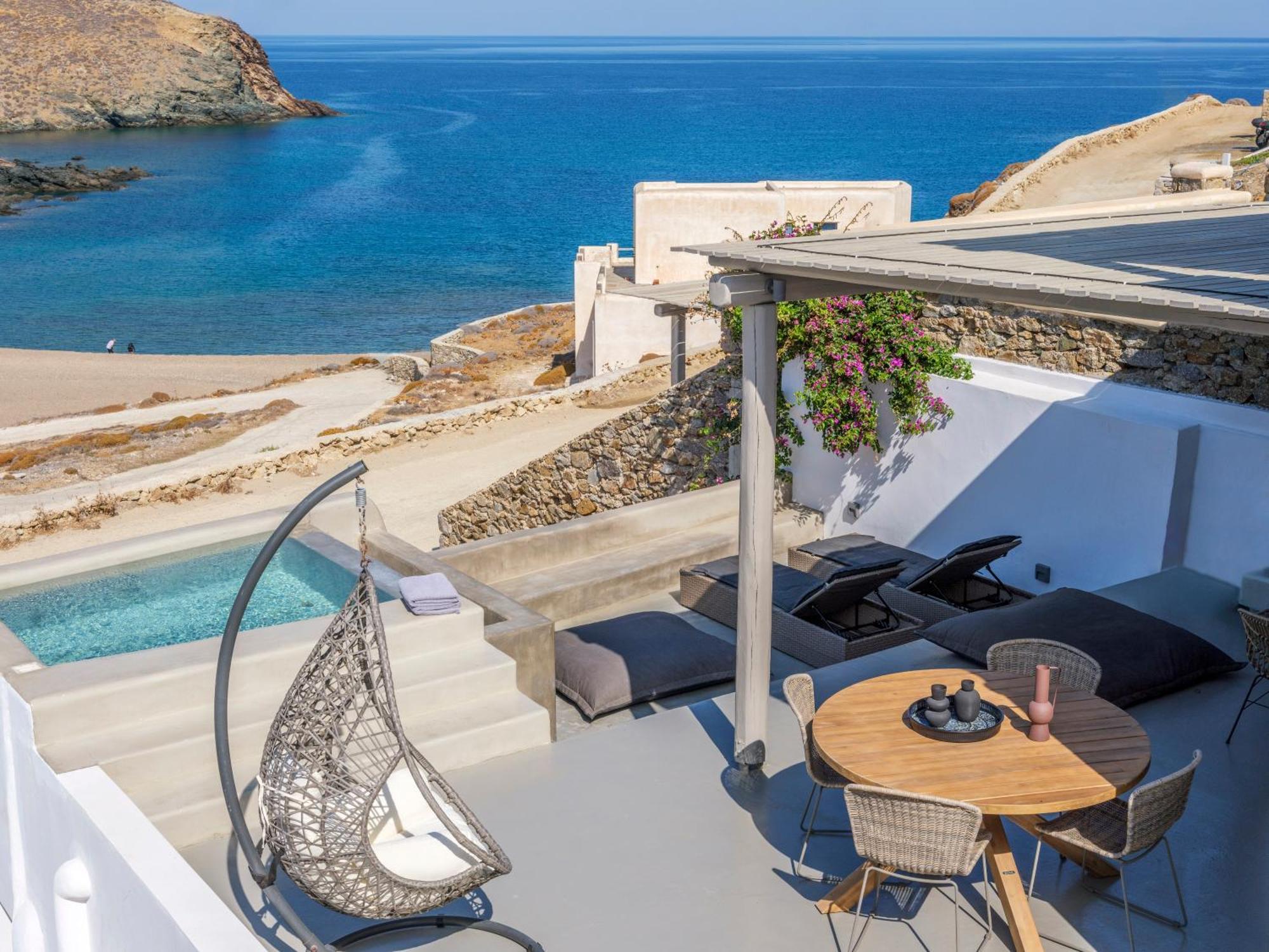 Aparthotel Mykonian & *