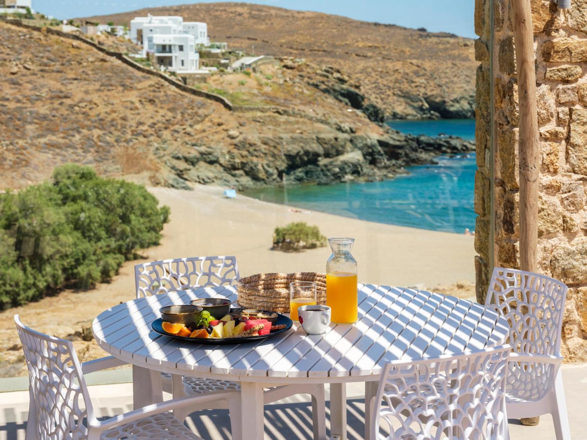 Aparthotel Mykonian &