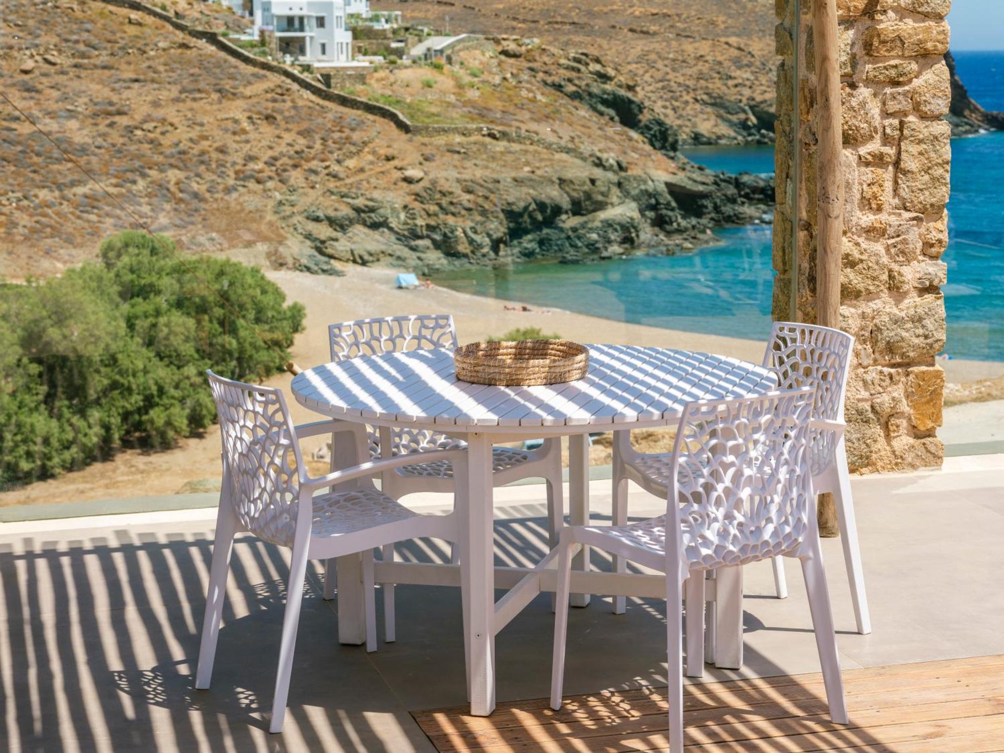Aparthotel Mykonian & *