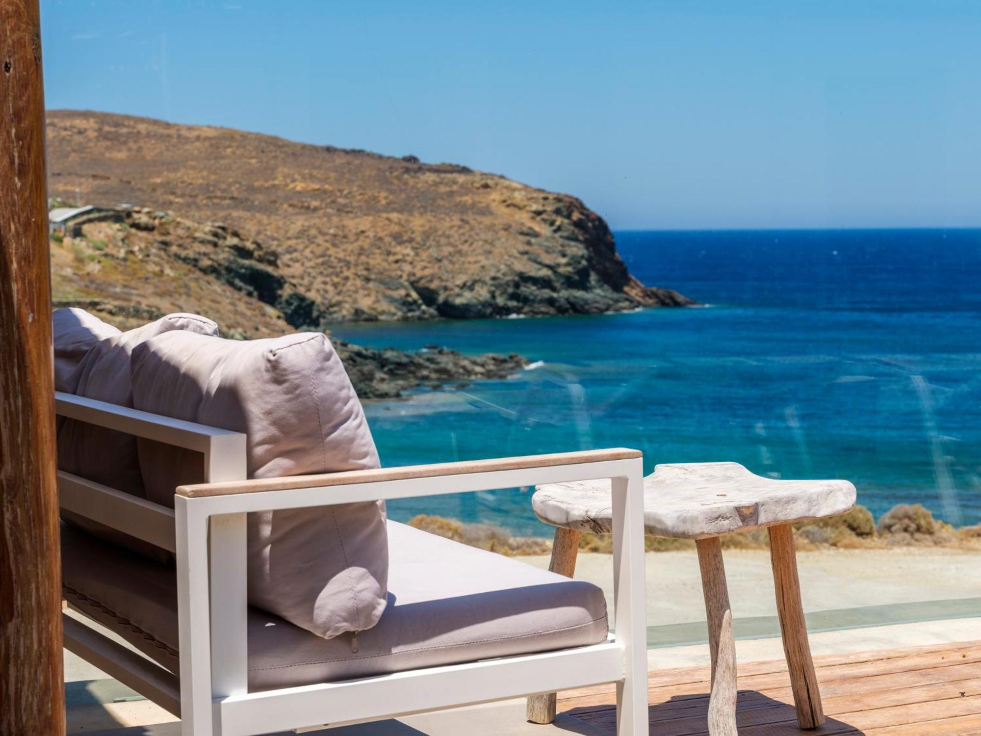 Aparthotel Mykonian & *