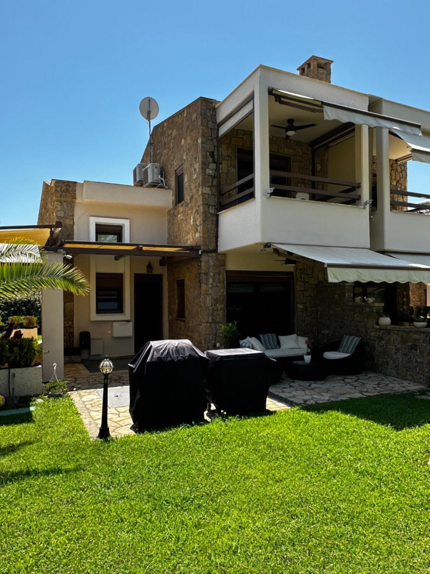 Villa Neli *