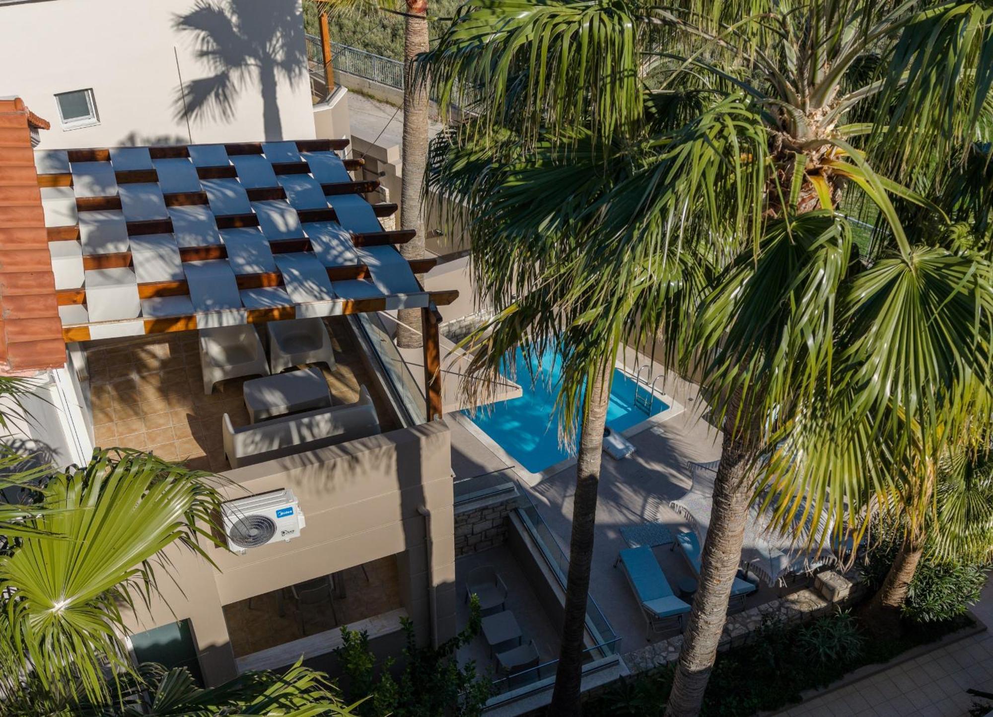 Foothills Turquoise Villa *