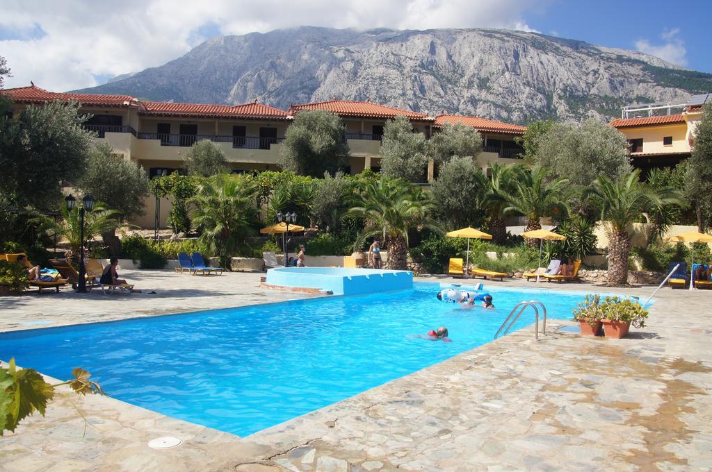 Limnionas Bay Village Aparthotel 3*