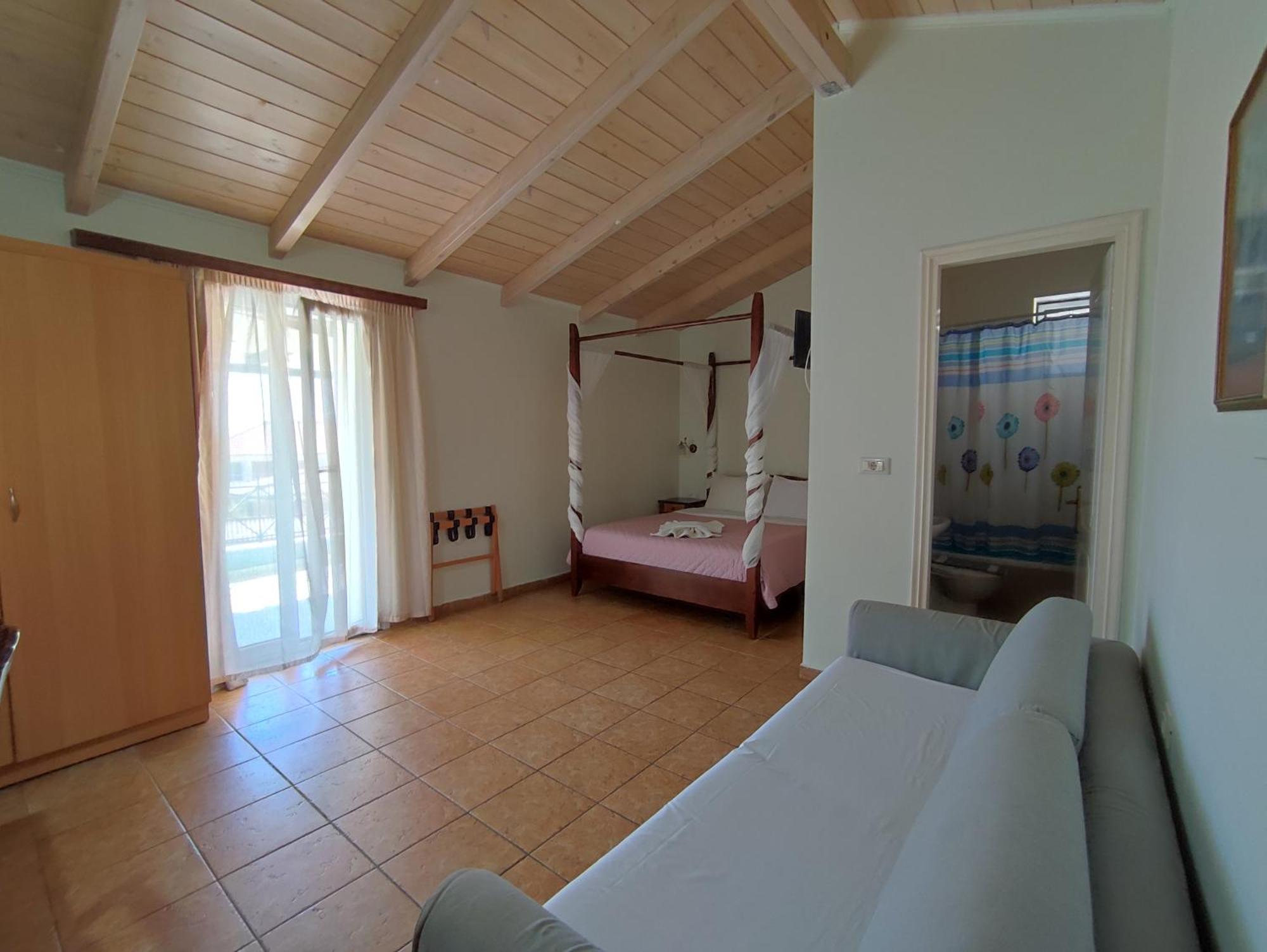 Bay Hotel