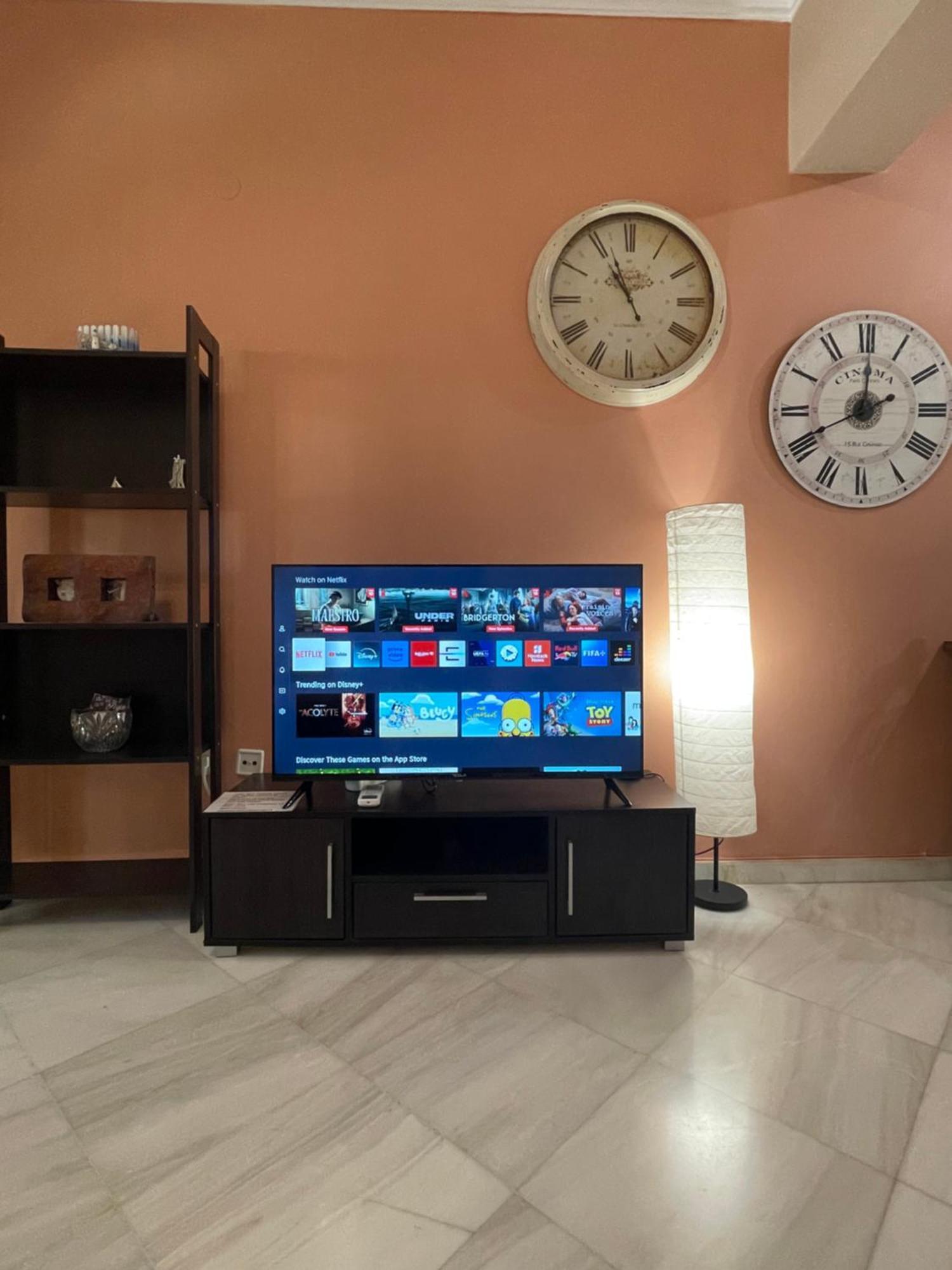 Ira Apartment