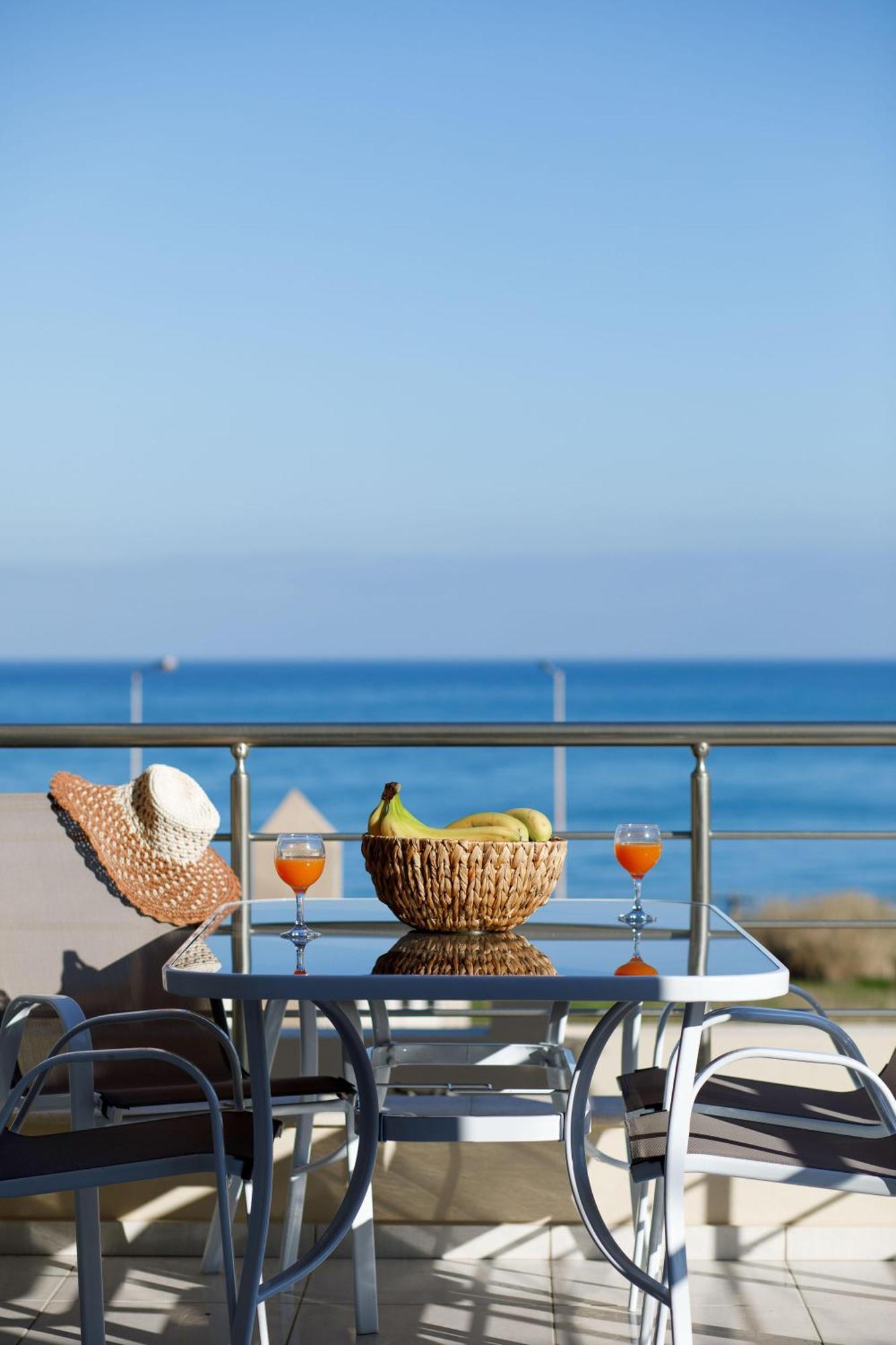 Oak Wood - Sea View Exclusive Maisonette Apartment
