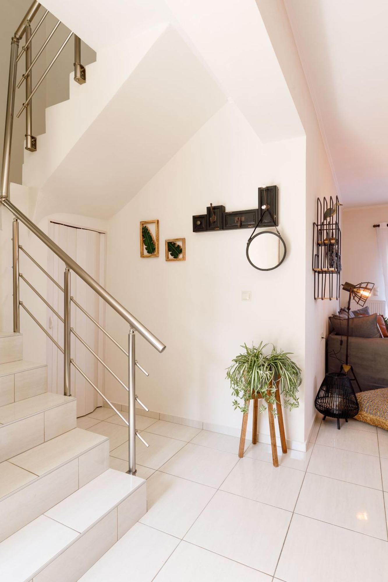 Oak Wood - Sea View Exclusive Maisonette Sfakaki