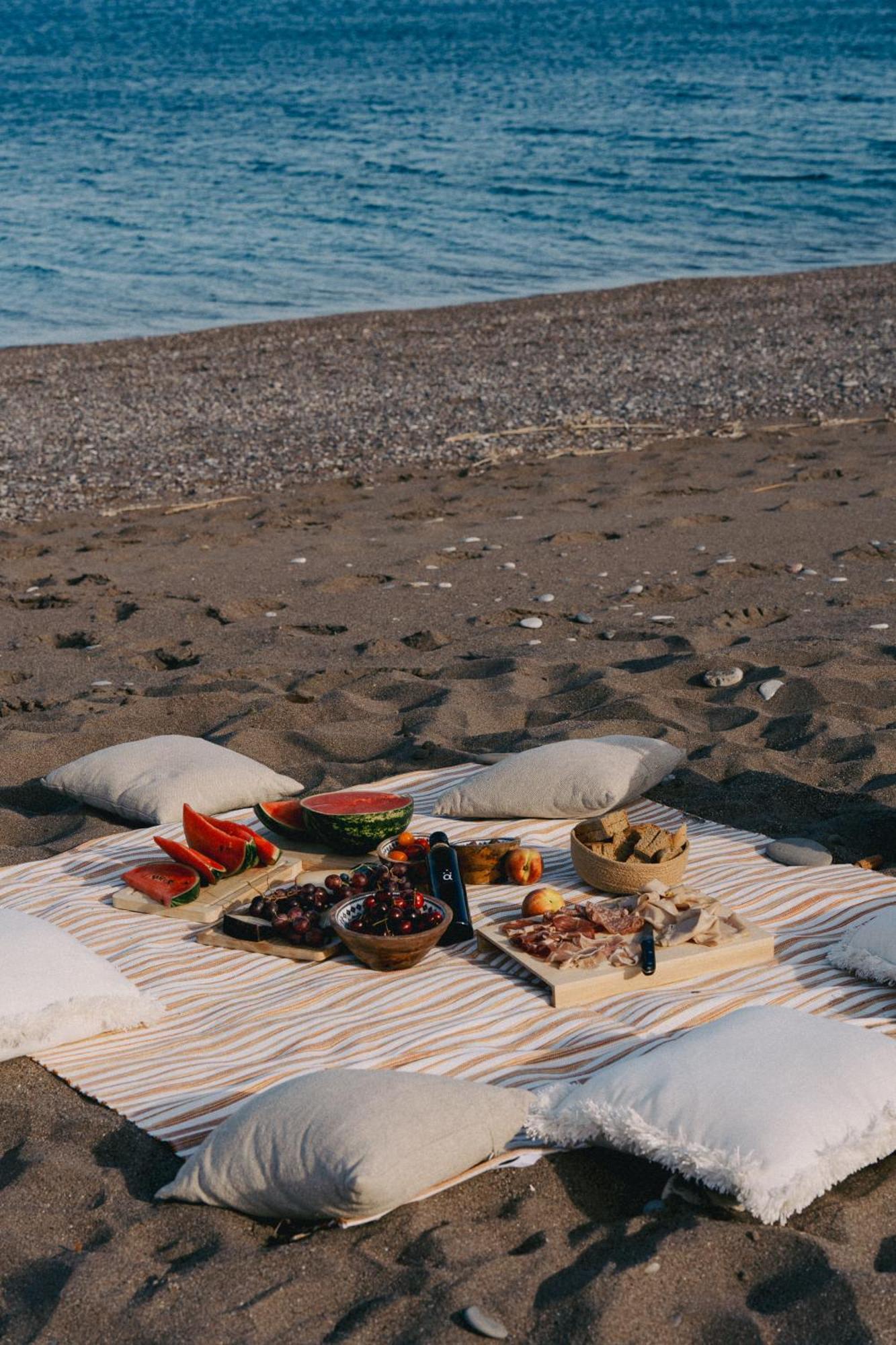 Villa Alykes Beachside Stylish With Private Pool South Rhodes *