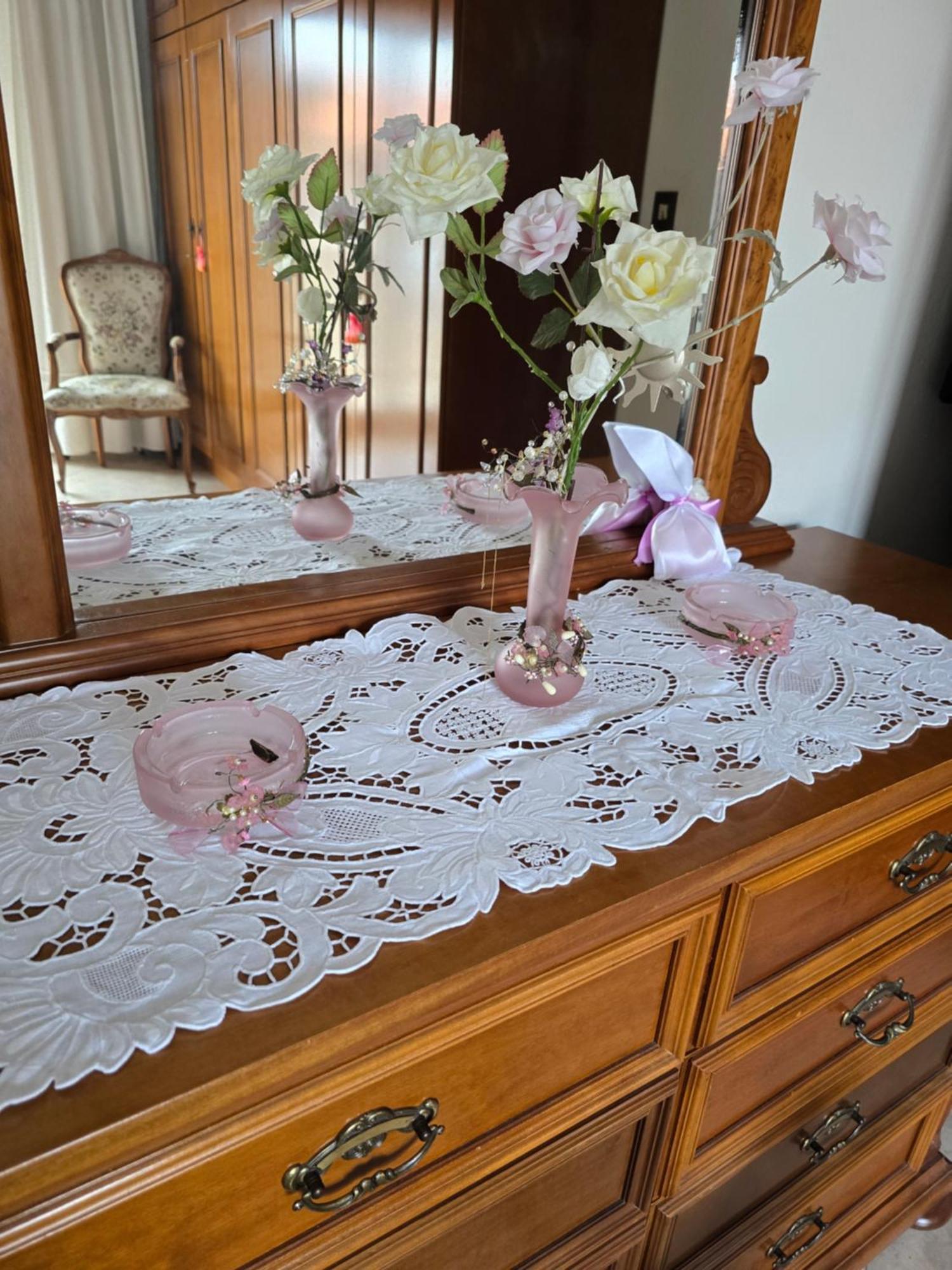 Lace Elegance Apartment