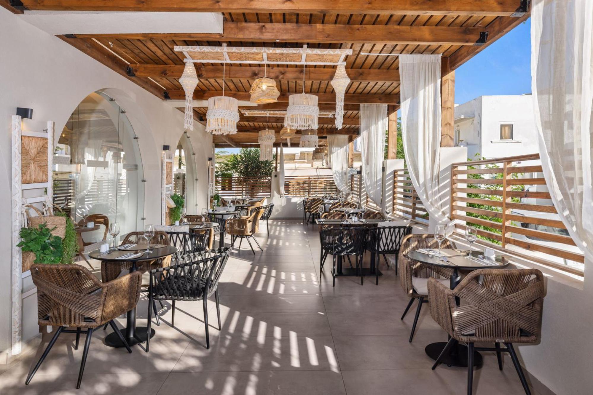 Blu Lifestyle Boutique & Hotel