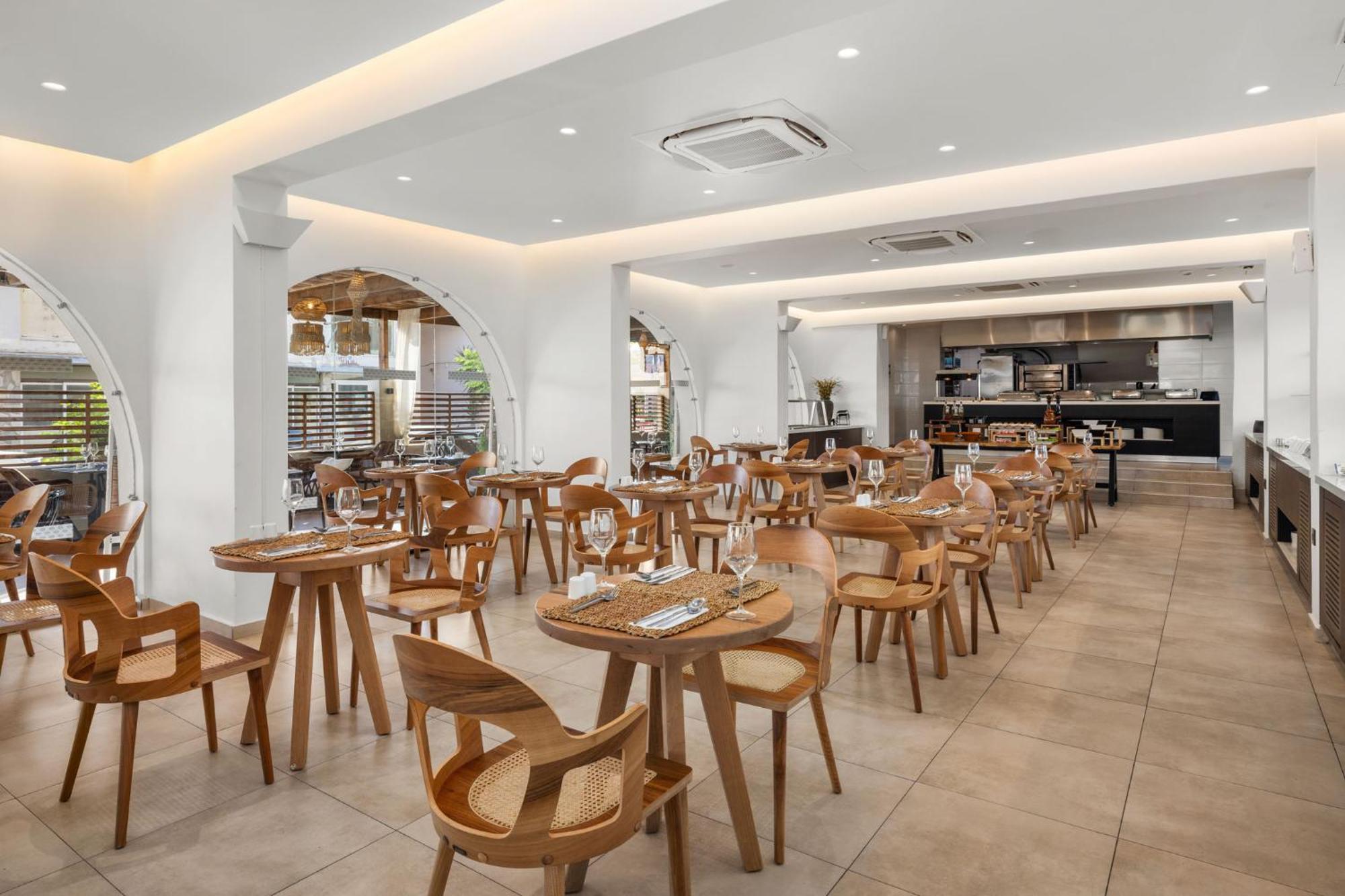 Hotel Blu Lifestyle Boutique & 5*