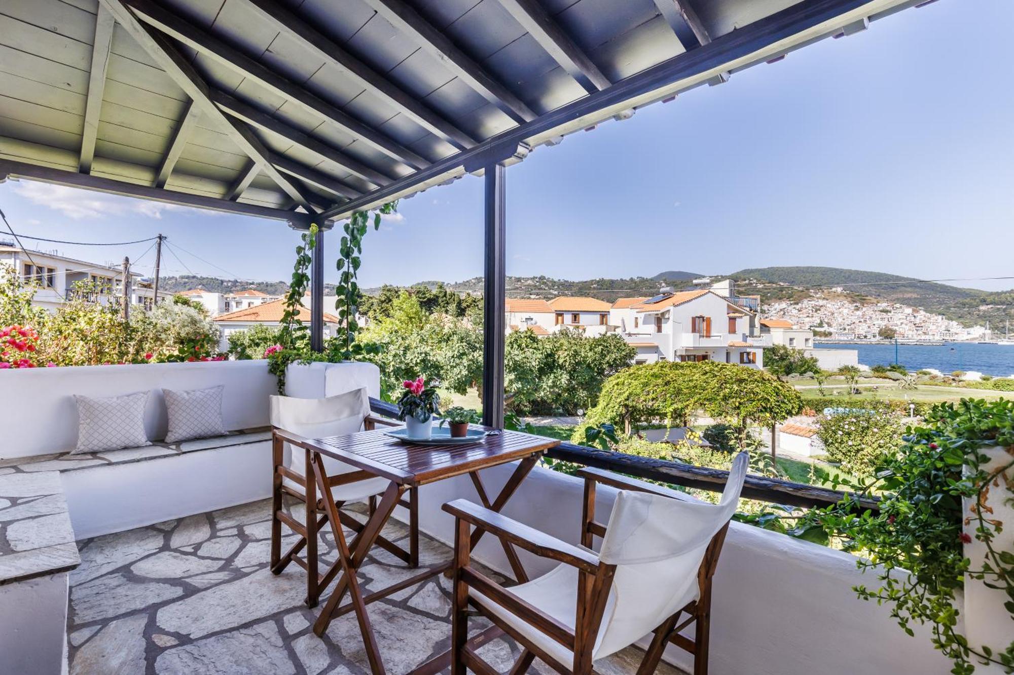 Aparthotel Elpiniki Skopelos Town