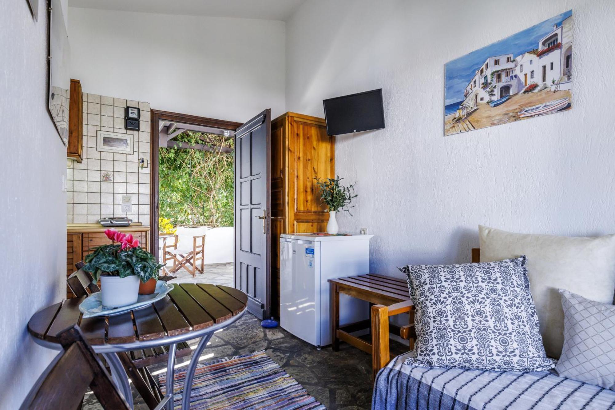 Elpiniki Aparthotel