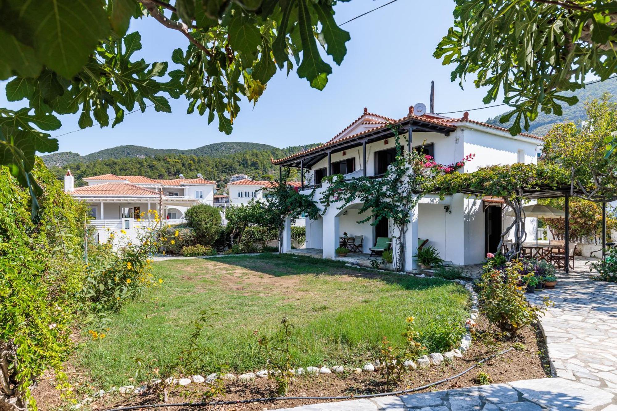 Aparthotel Elpiniki