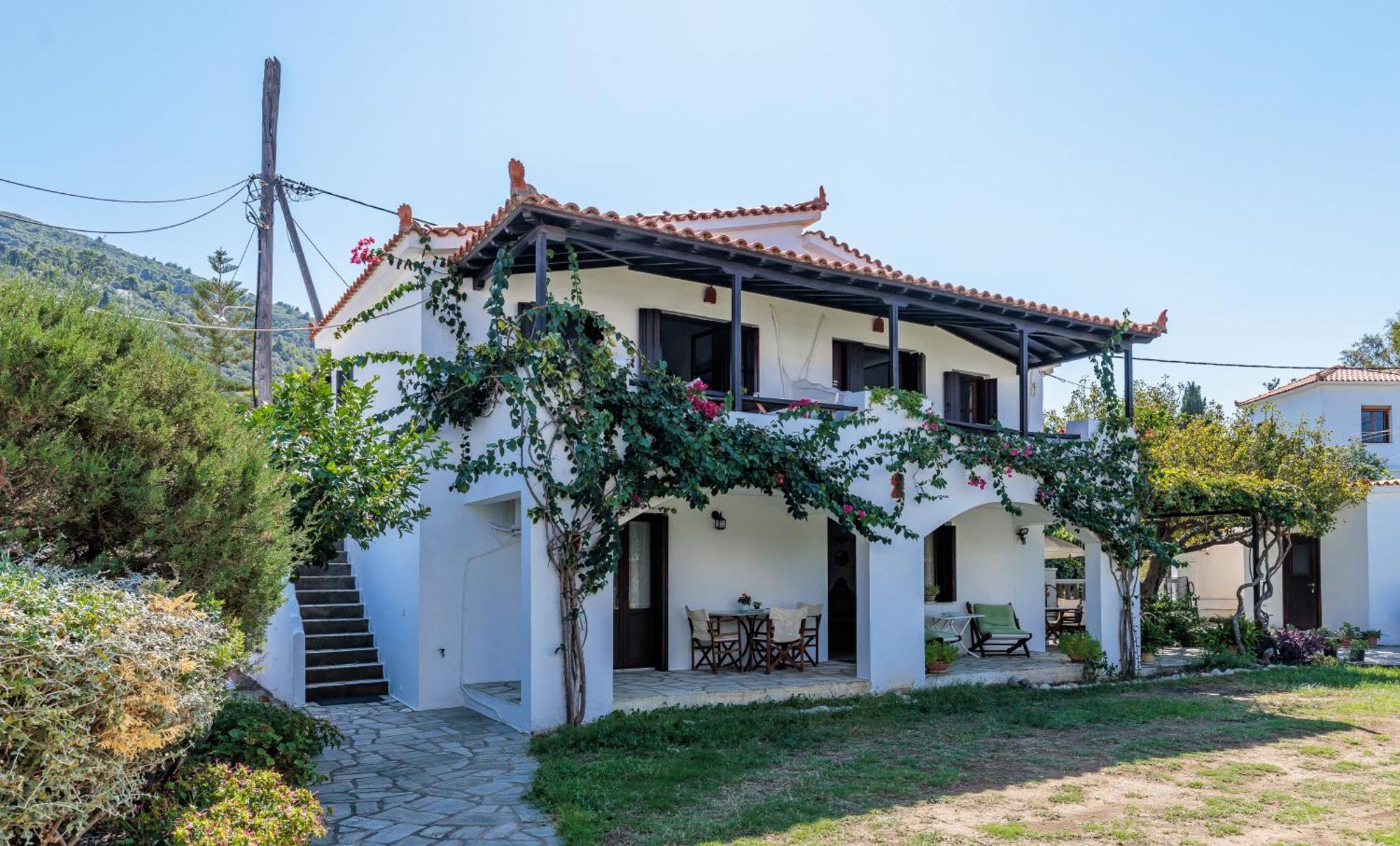 Elpiniki Aparthotel