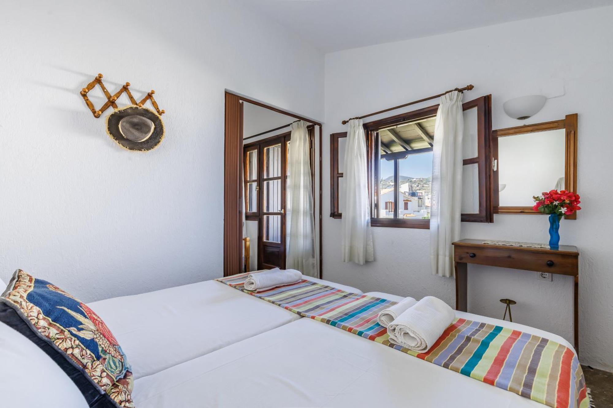 Elpiniki Aparthotel Skopelos Town
